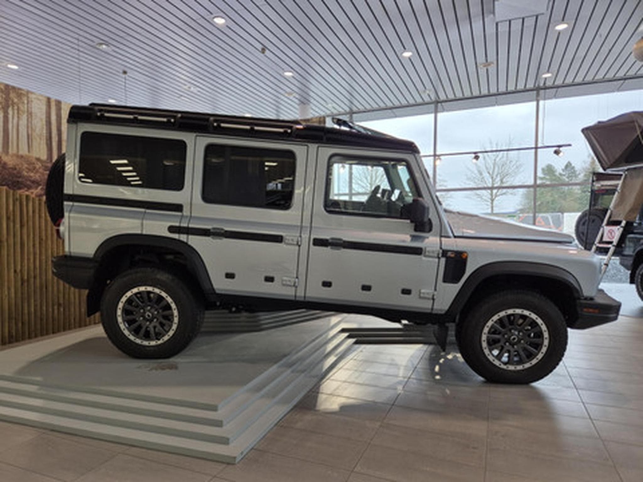 Ineos Grenadier INEOS 5-ST STATION WAGON DIESEL Edition Fieldmaster (2025) - Photo 3