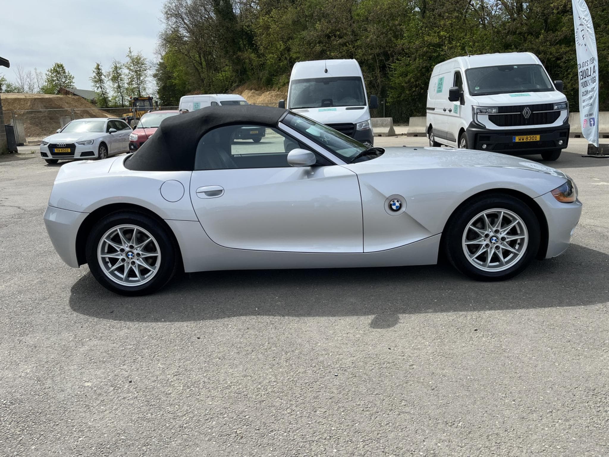 BMW Z4 2.2i Roadster Automatik Cuir Xenon PDC (2004) - Photo 15