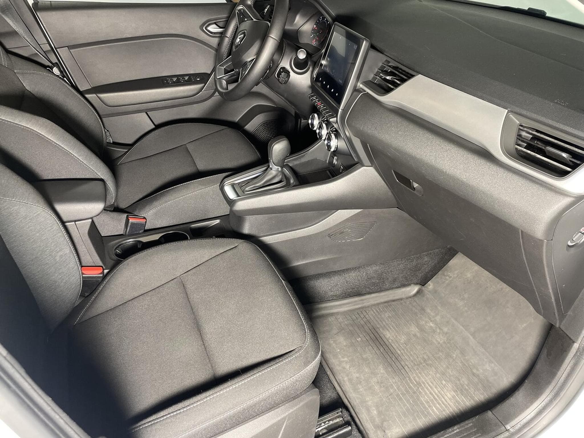 Renault Captur 1.5 BLUEDCI 115 EDC CORPORATE GPS CARPLAY (2020) - Photo 11