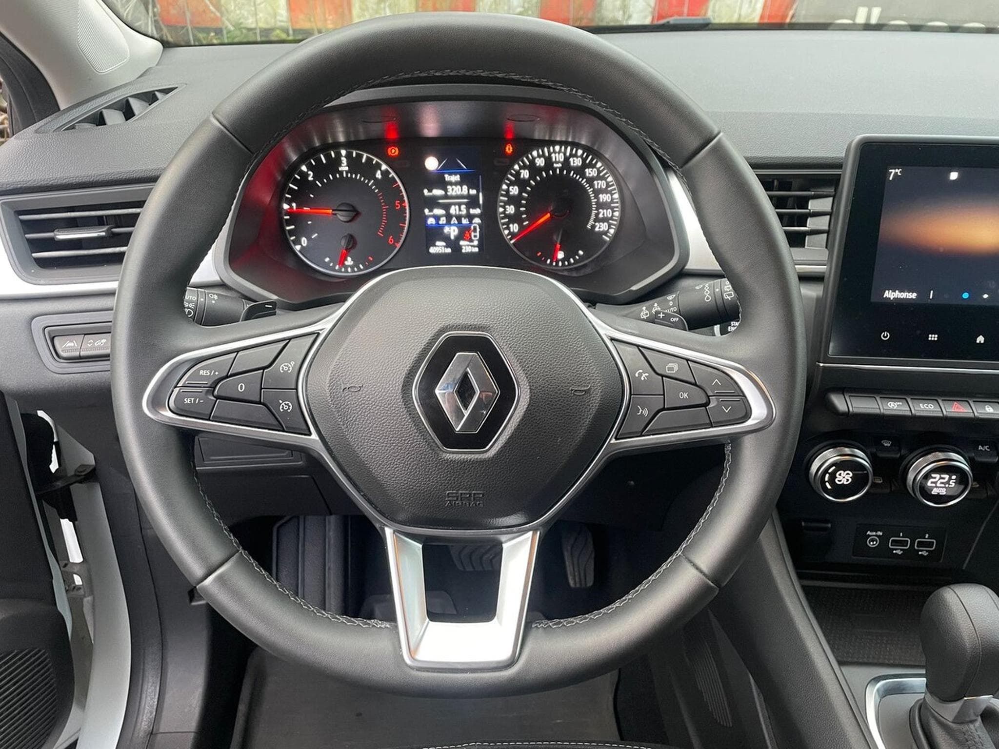Renault Captur 1.5 BLUEDCI 115 EDC CORPORATE GPS CARPLAY (2020) - Photo 9