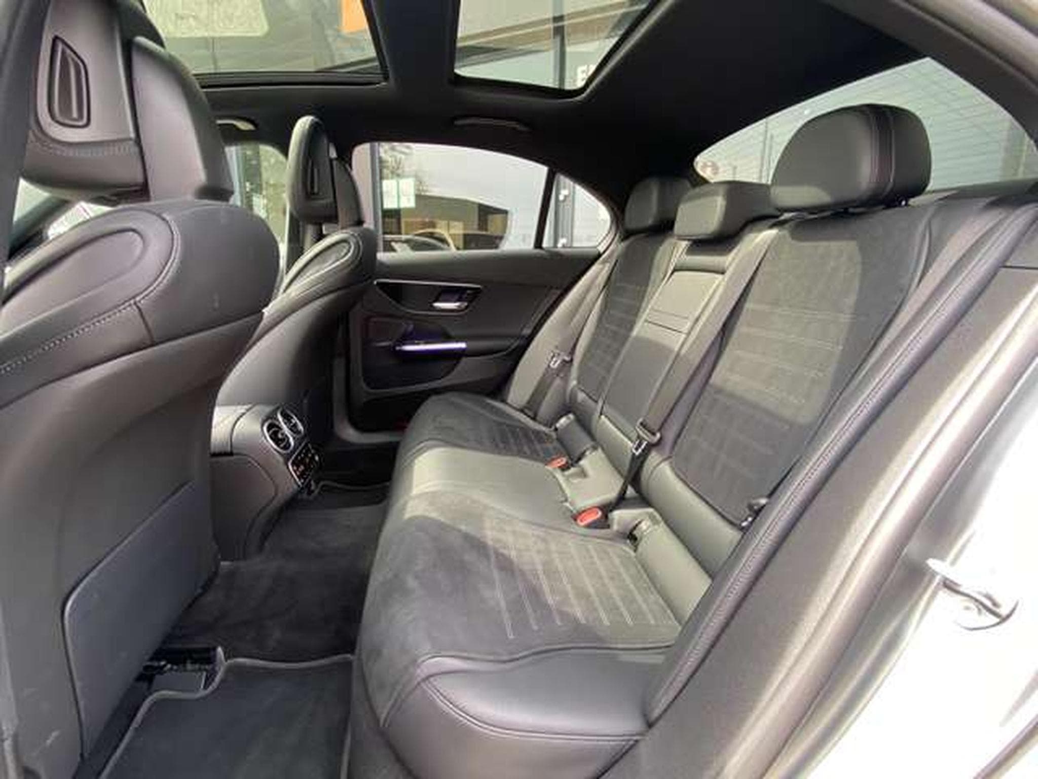 Mercedes C 300 C 300e  AMG Line / JUSQU'A 48 MOIS DE GARANTIE (2023) - Photo 22