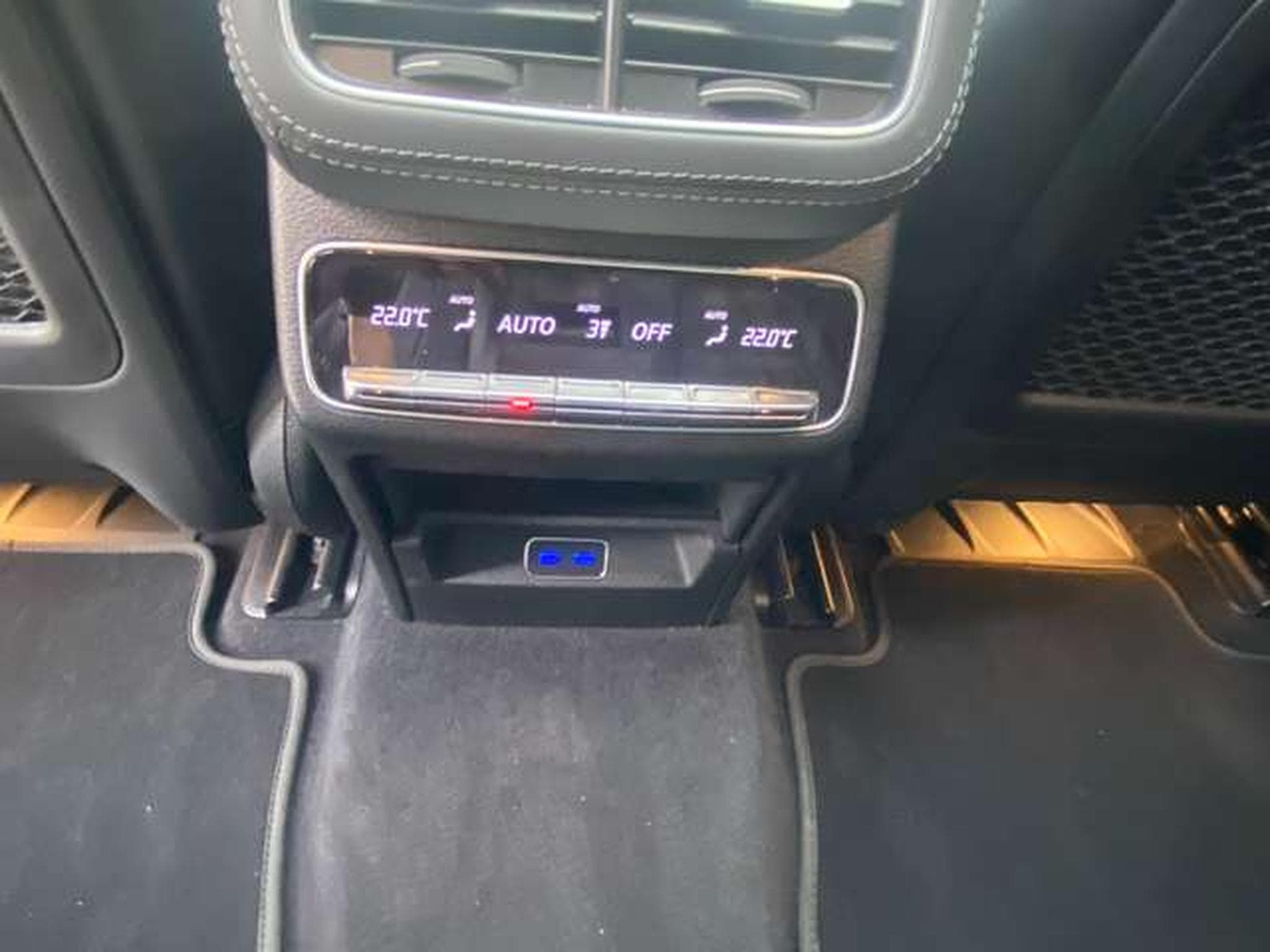 Mercedes GLE 400 GLE-Coupe 400 e 4Matic AMG Line Advanced Plus (2024) - Photo 22