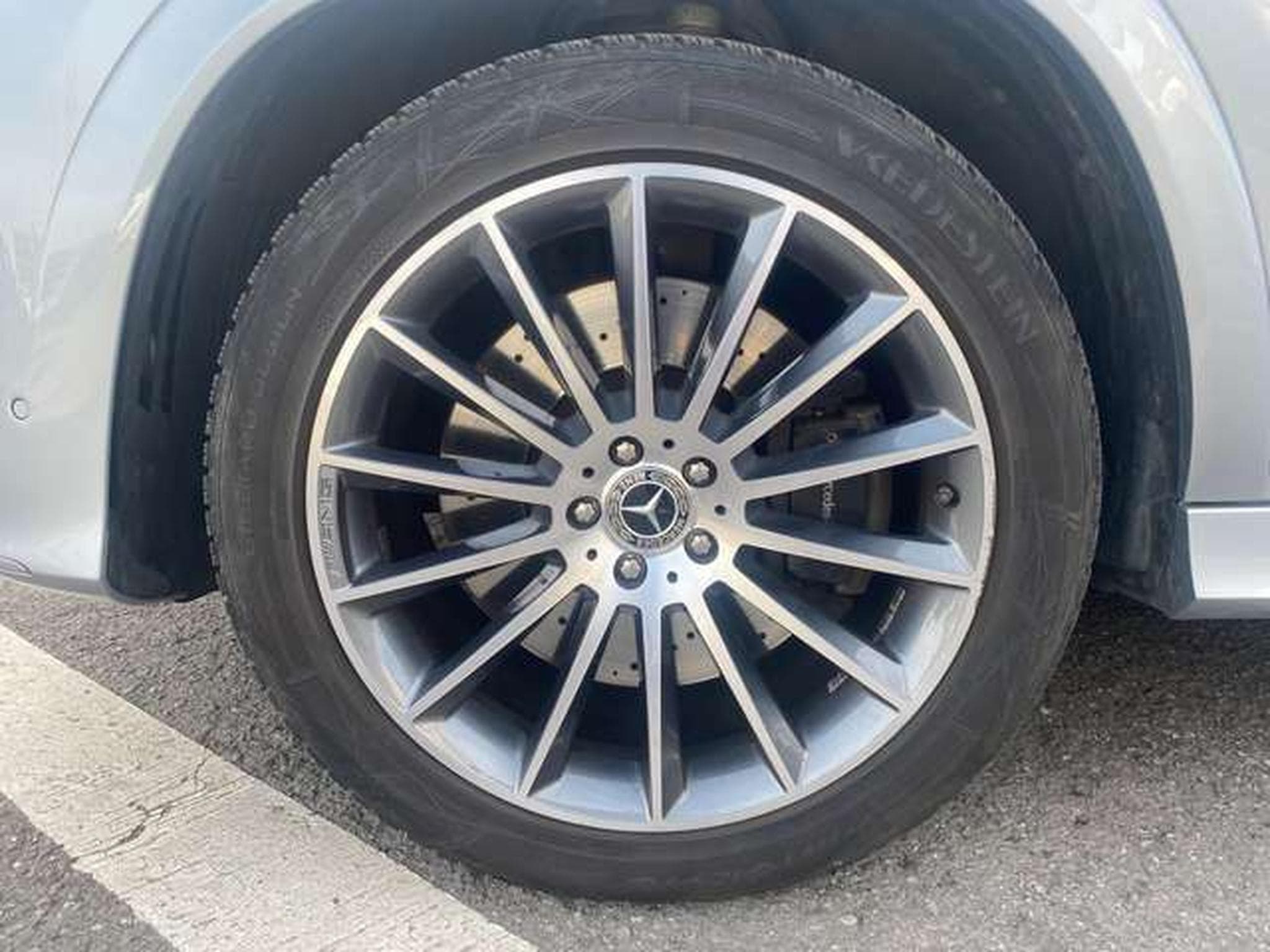 Mercedes GLE 400 GLE-Coupe 400 e 4Matic AMG Line Advanced Plus (2024) - Photo 24