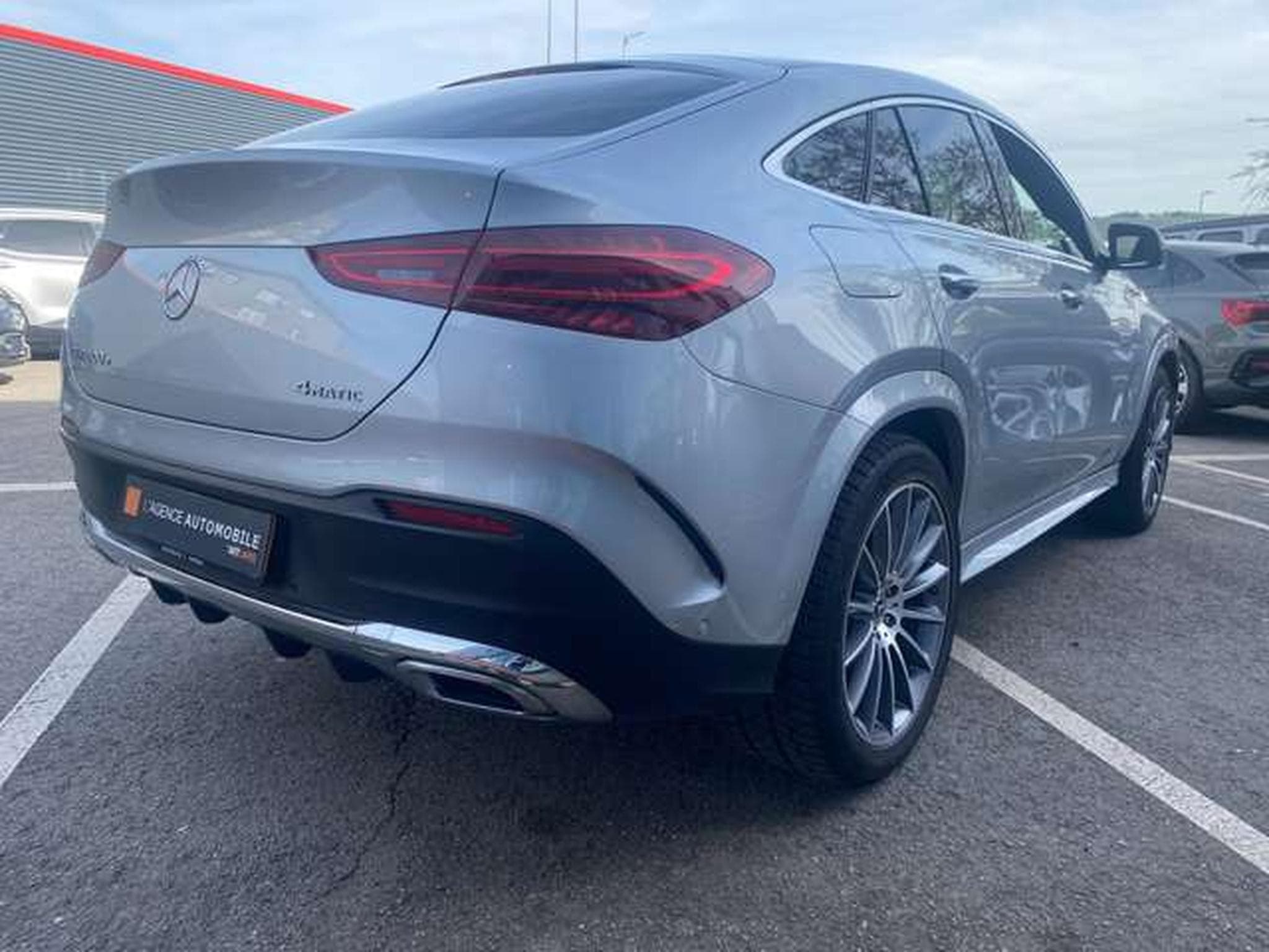 Mercedes GLE 400 GLE-Coupe 400 e 4Matic AMG Line Advanced Plus (2024) - Photo 5