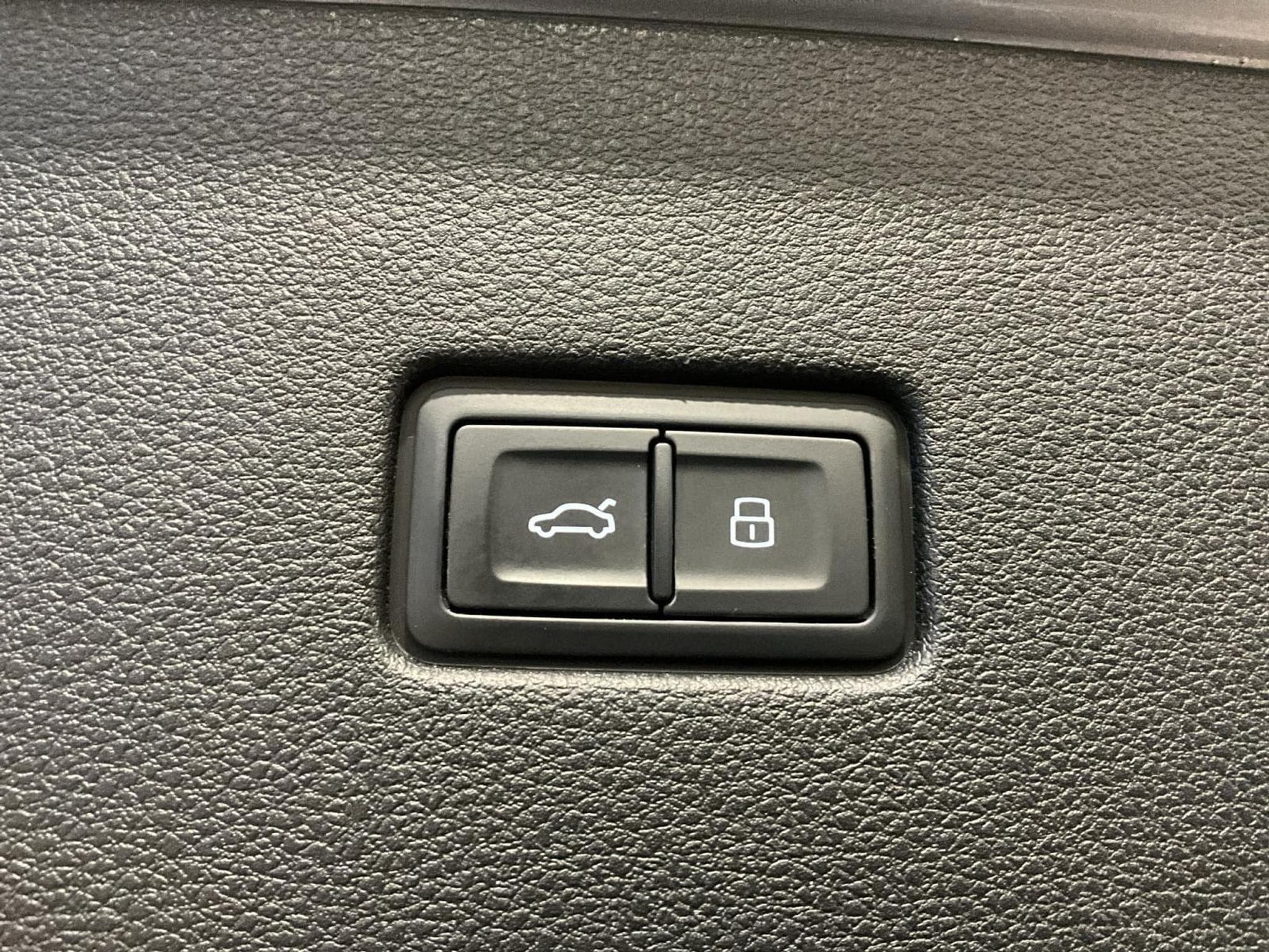 Audi SQ8 Quattro+Tiptronic+AHK+Pano (2022) - Photo 19