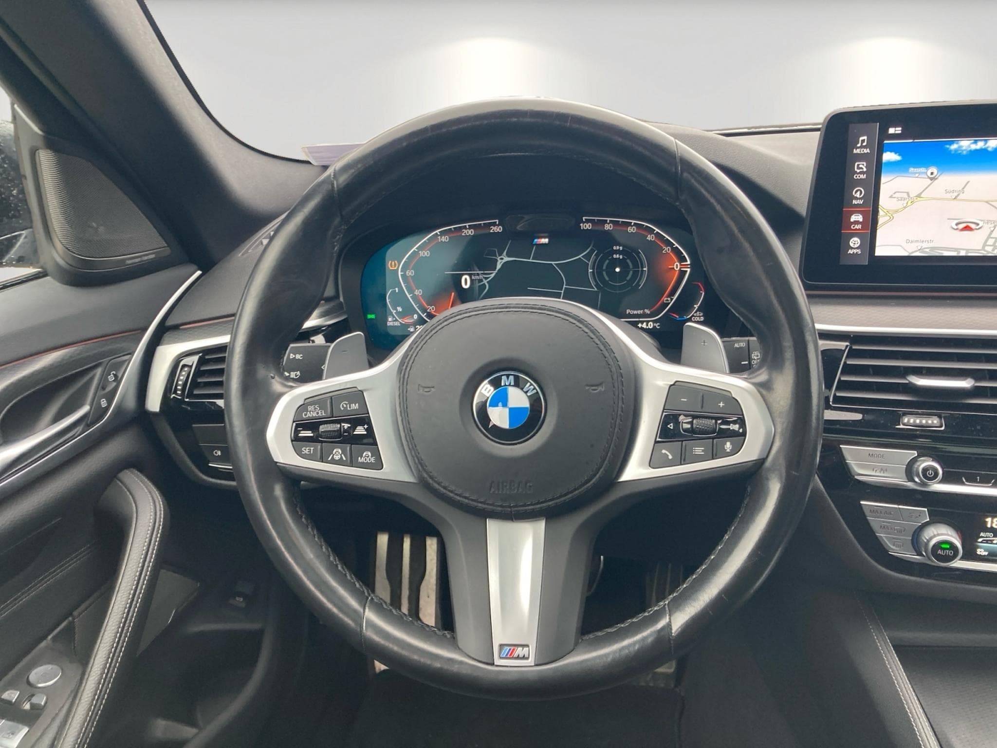 BMW 530 d Mild Hybrid xDrive M Sport AHK (2023) - Photo 13