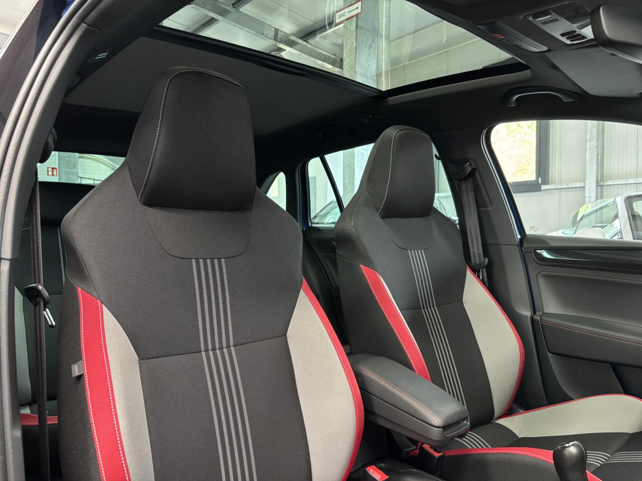 Skoda Rapid 1.0 TSI Monte Carlo (2018) - Photo 11