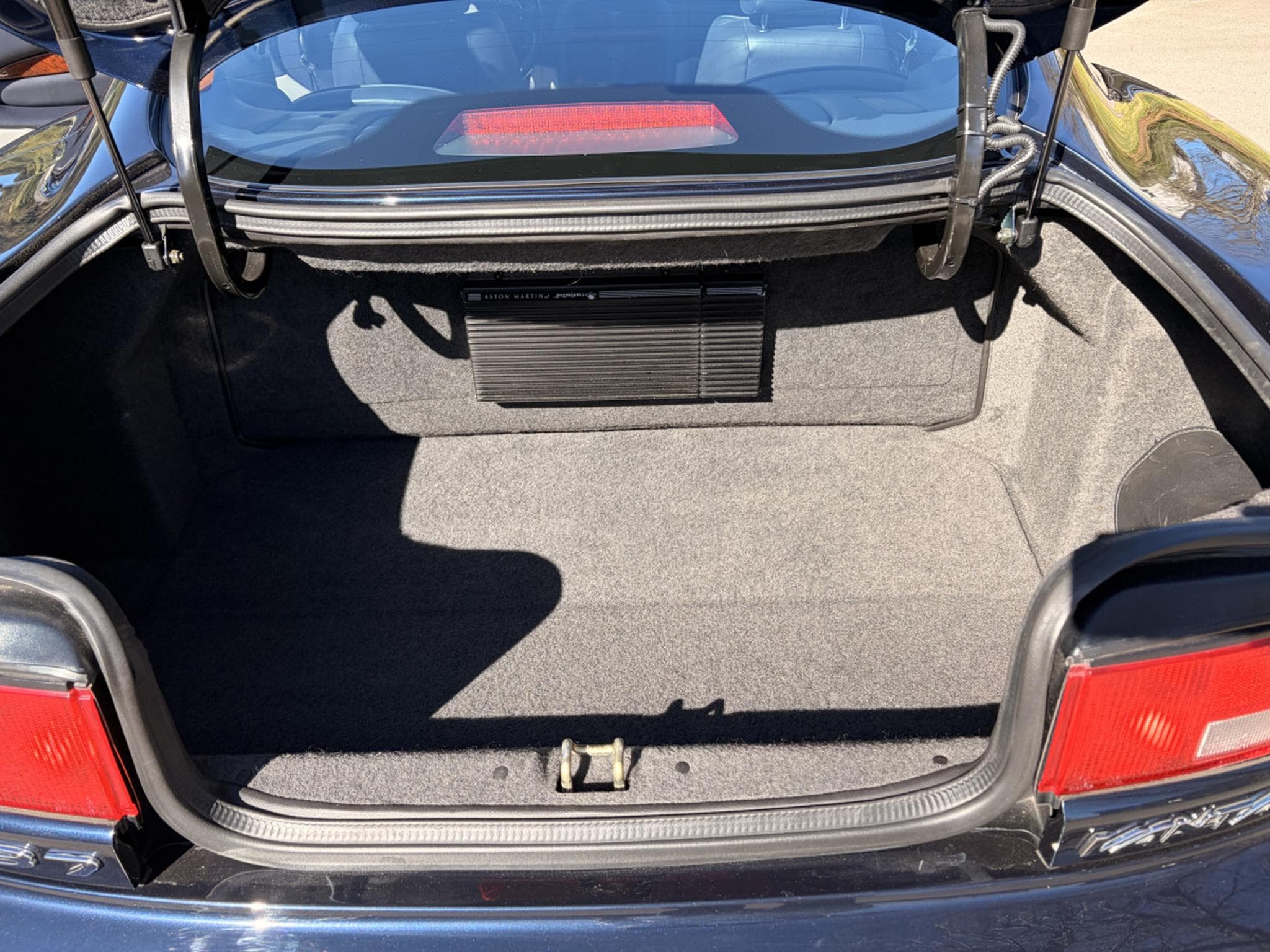 Aston-Martin DB7 V12 6.0 (2002) - Photo 15