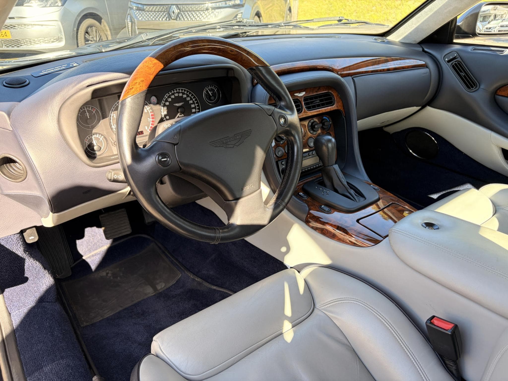 Aston-Martin DB7 V12 6.0 (2002) - Photo 9