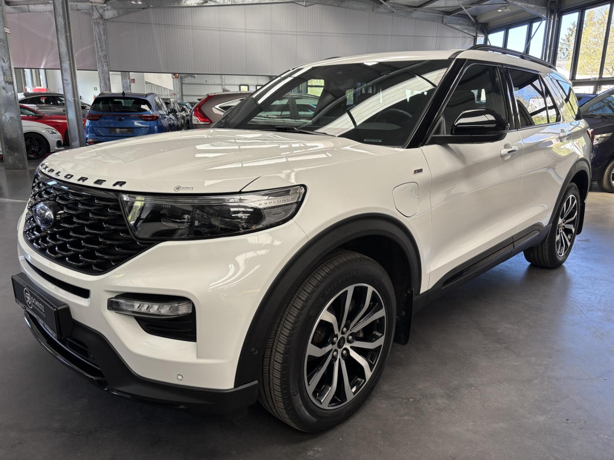 Ford Explorer 3.0 St Line Plug-in Hybrid 7 Seats (2021) - Photo 6