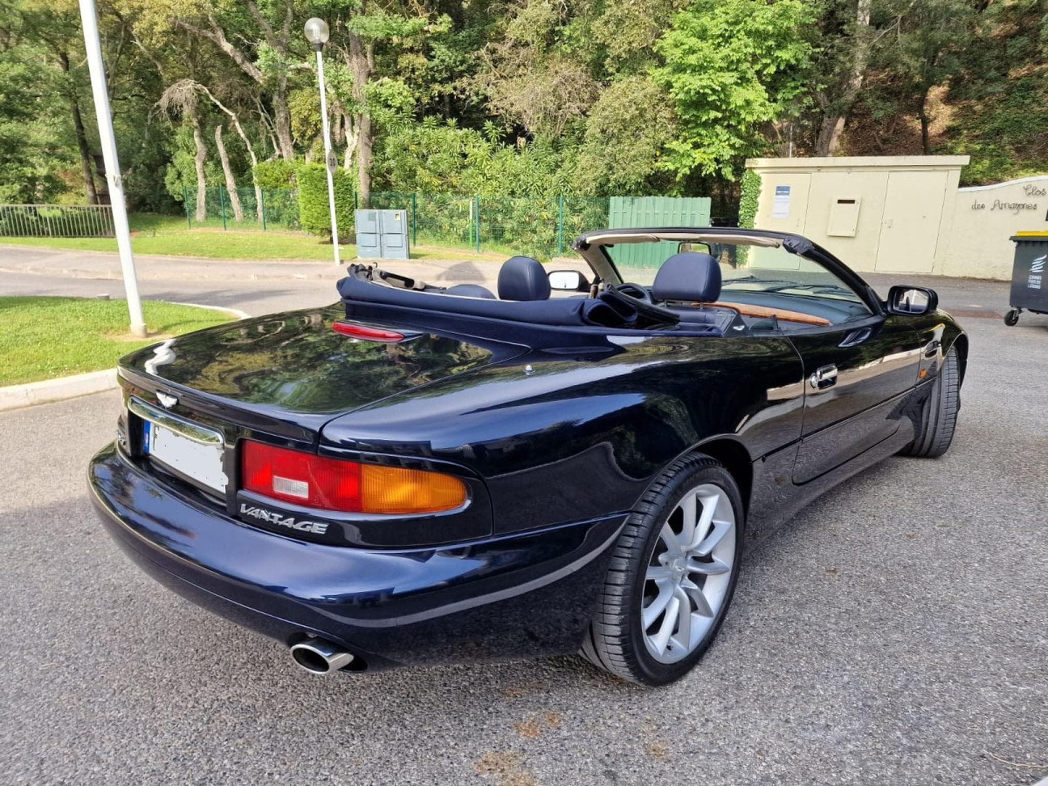 Aston-Martin DB7 Volante Vantage V12 6.0L 420CV AUTOMATIC (2001) - Photo 22