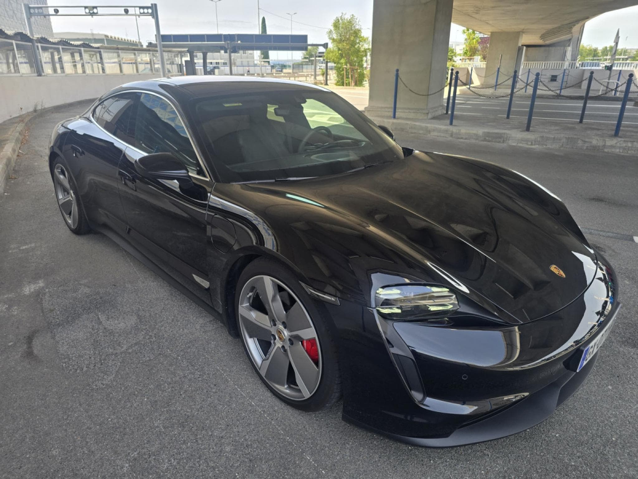 Porsche Taycan 4S SPORT 530CH Performance plus battery 1 year (2020) - Photo 4