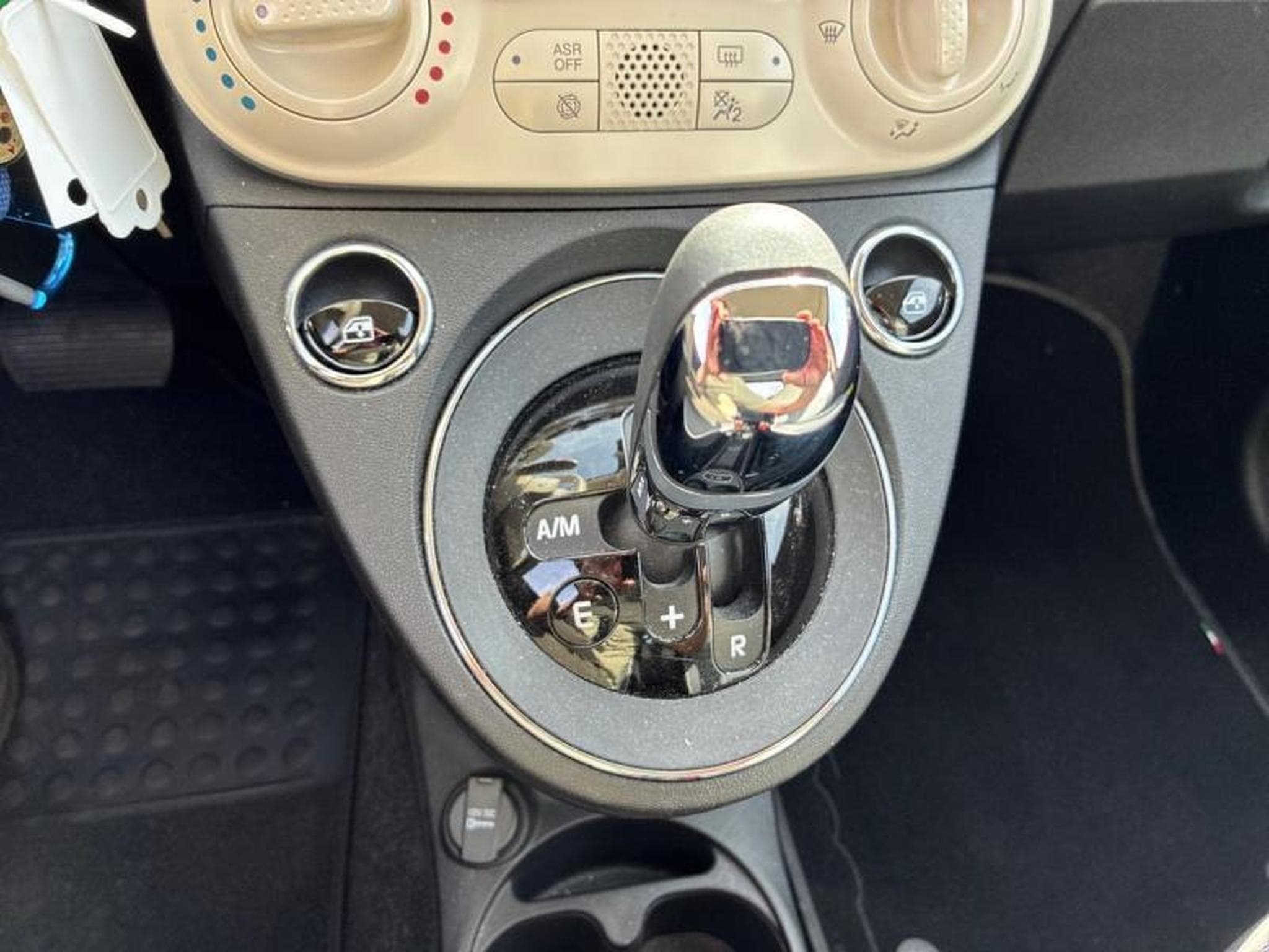 Fiat 500 Lounge (2019) - Photo 19