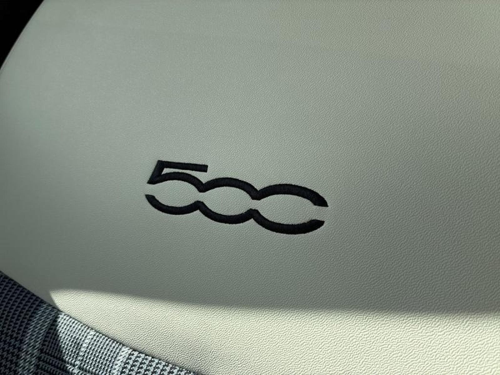 Fiat 500 Lounge (2019) - Photo 26