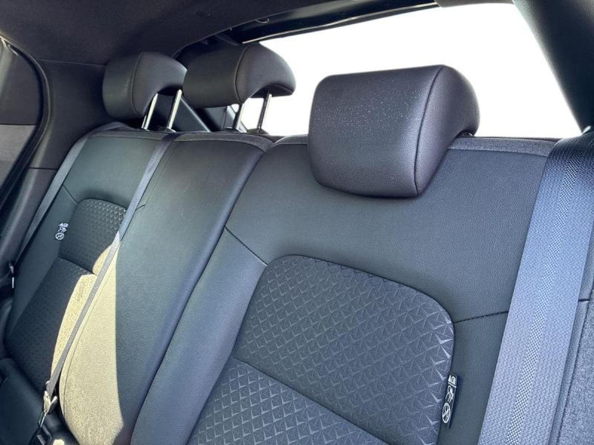 Nissan Juke N-Design (2024) - Photo 11