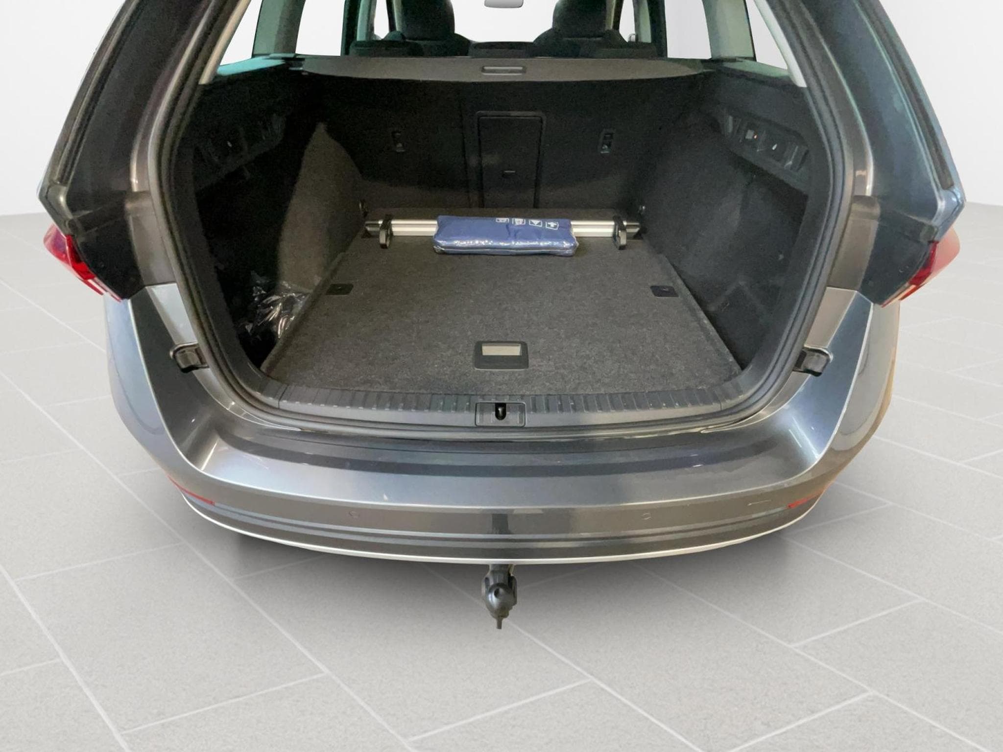 Skoda Octavia Combi+Scout+DSG+4x4+AHK (2022) - Photo 16