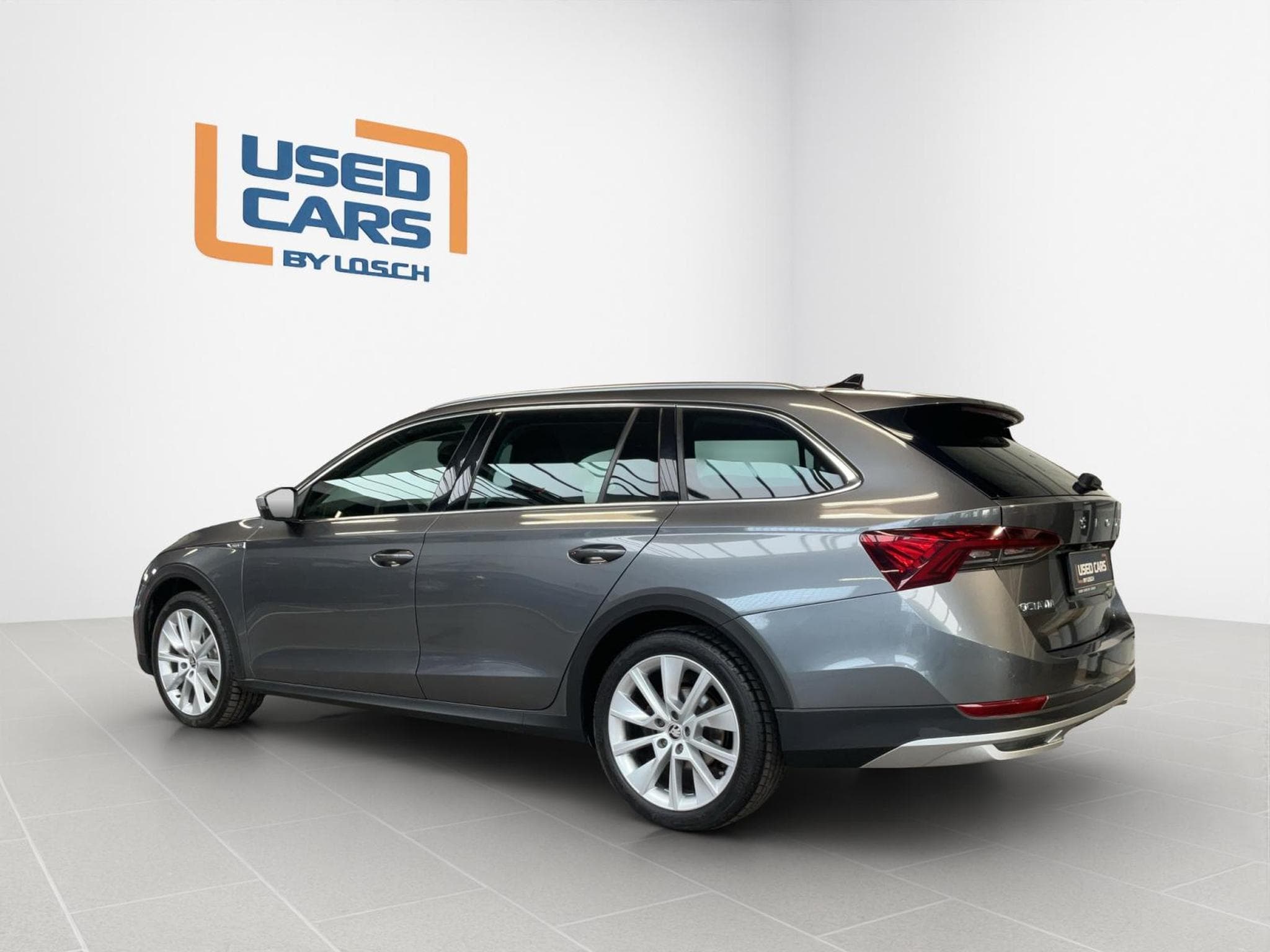 Skoda Octavia Combi+Scout+DSG+4x4+AHK (2022) - Photo 5