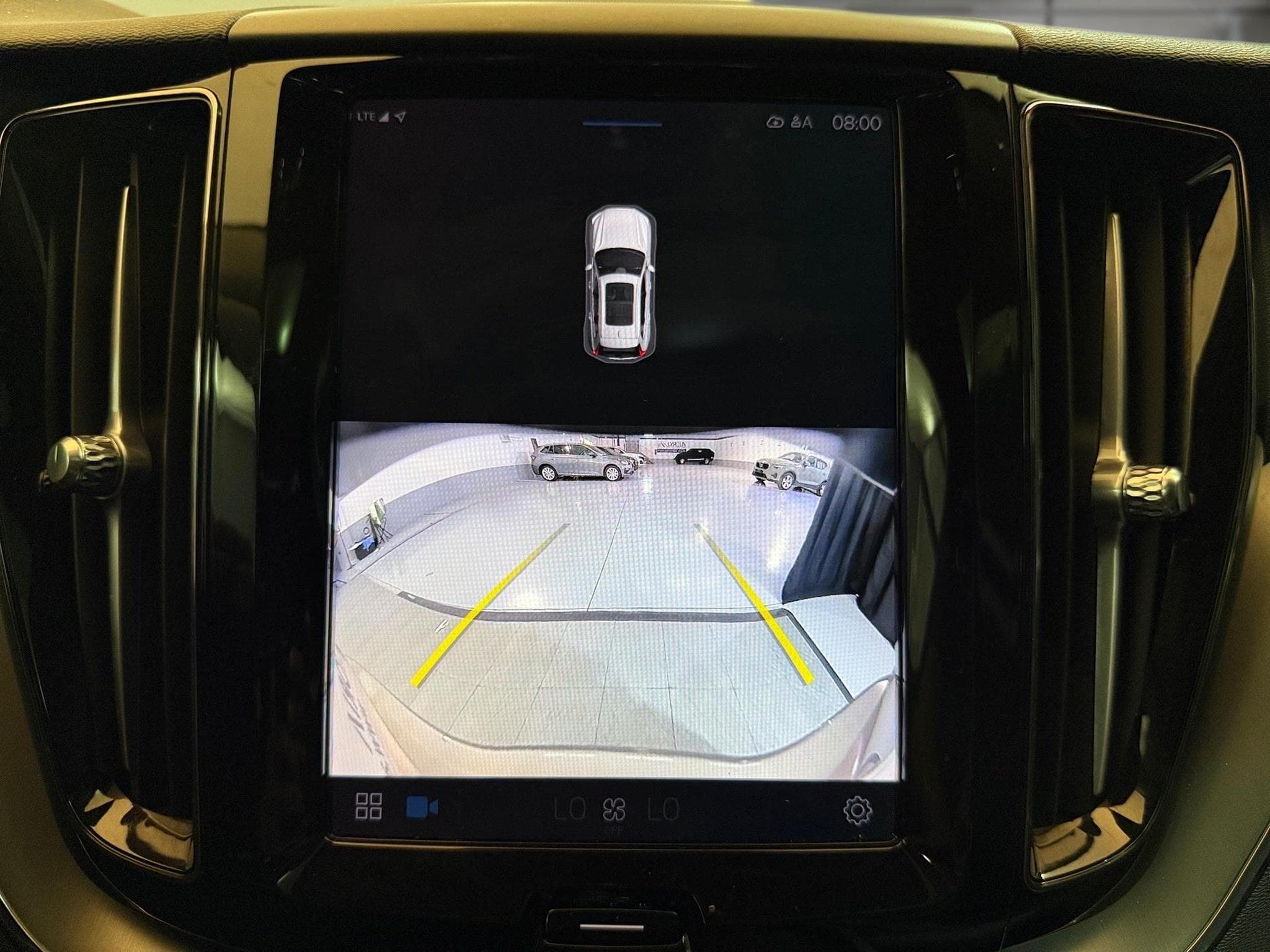 Volvo XC60 -43% T6 PHEV 350cv BVA8 4X4 +T.PANO+GPS+Options (2024) - Foto 13