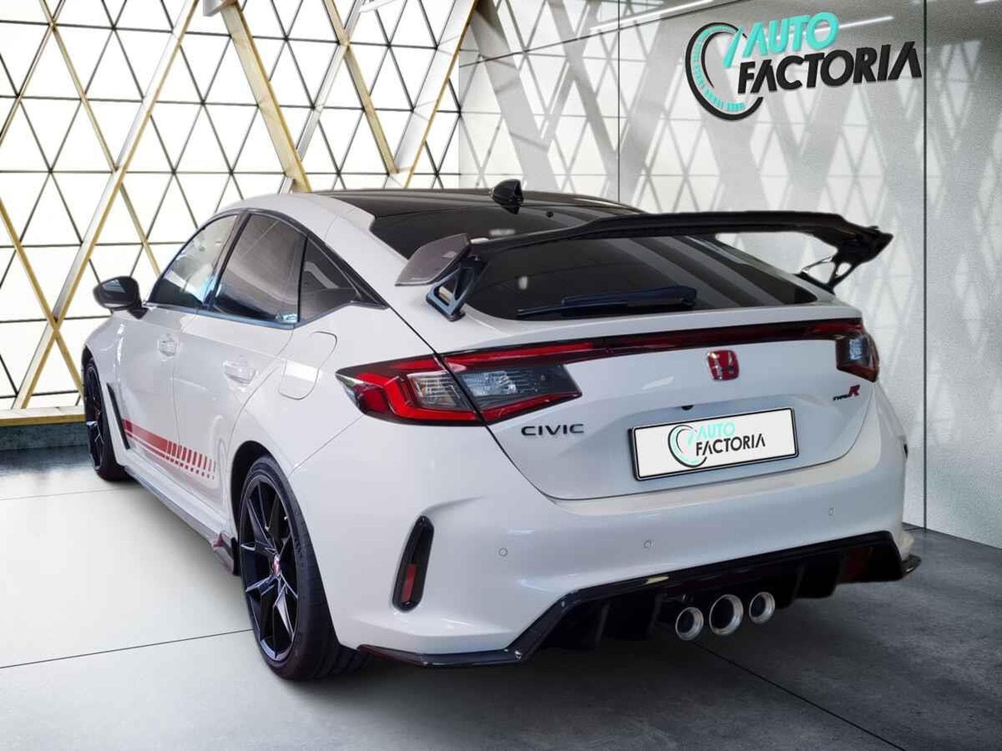 Honda Civic Type R 2.0 I-VTEC 329cv Ultimate Edition+GPS+CAM (2026) - Foto 4