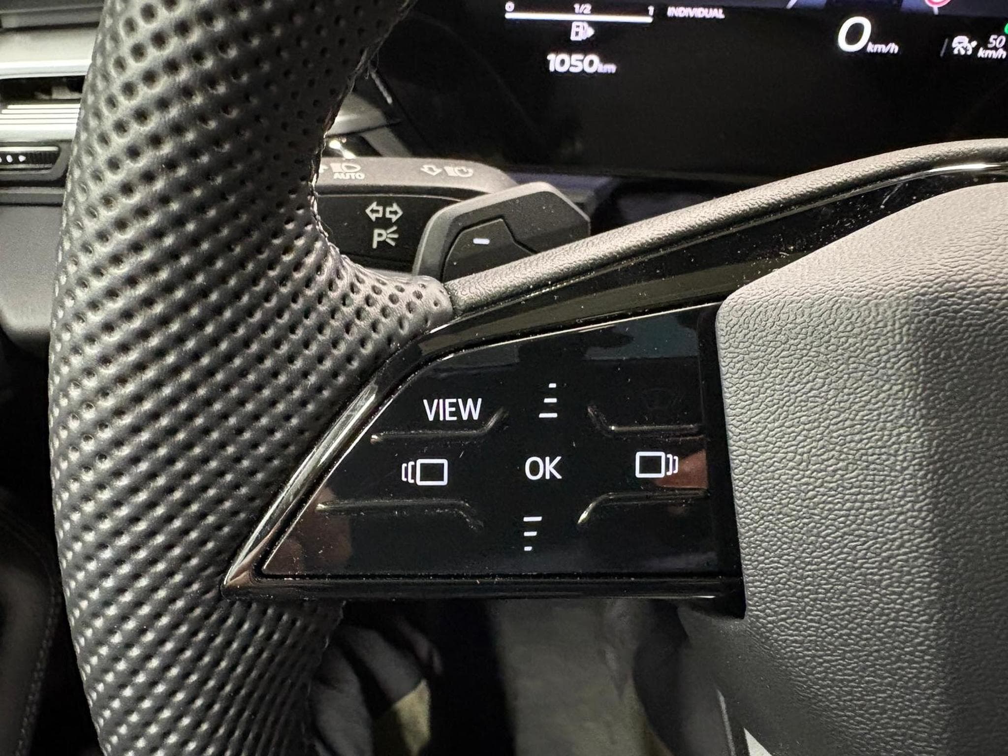 Audi A6 AVANT S-line 2.0 TDI 204CV PANO/360/CUIR (2025) - Photo 11