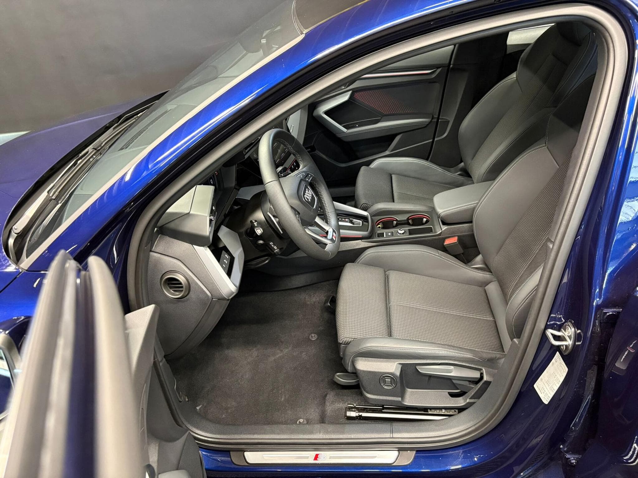 Audi A3 Sportback S-line 35 TDI - 150cv PANO/SONOS/CAMERA (2025) - Photo 14