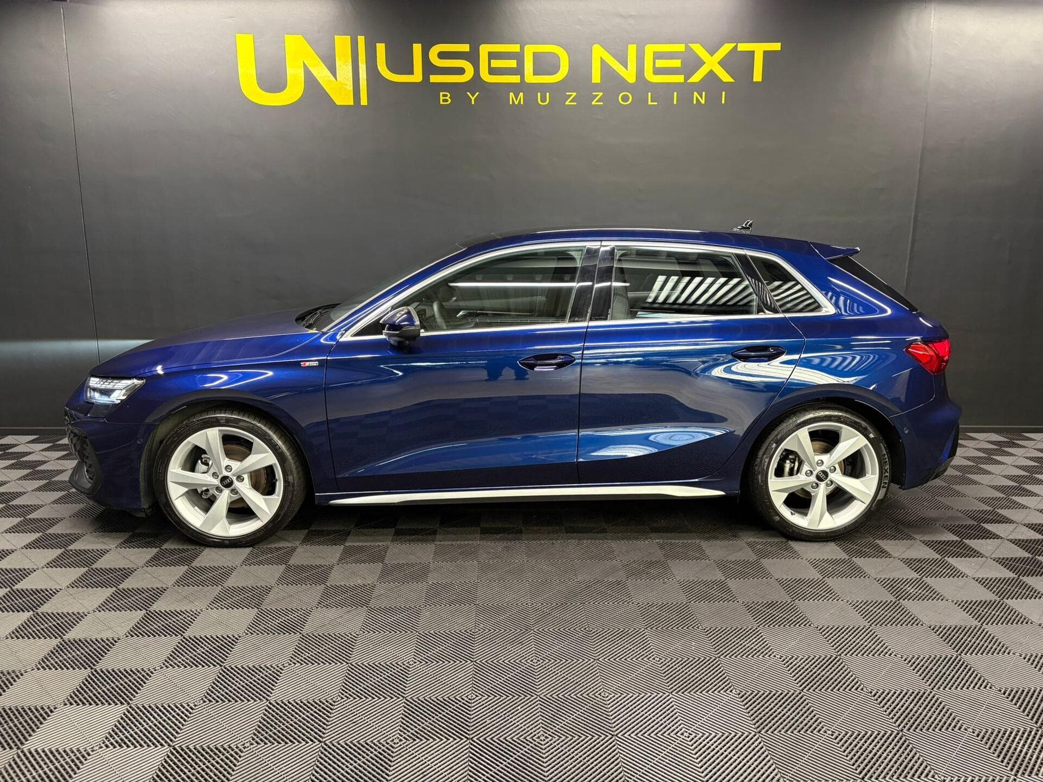 Audi A3 Sportback S-line 35 TDI - 150cv PANO/SONOS/CAMERA (2025) - Photo 2