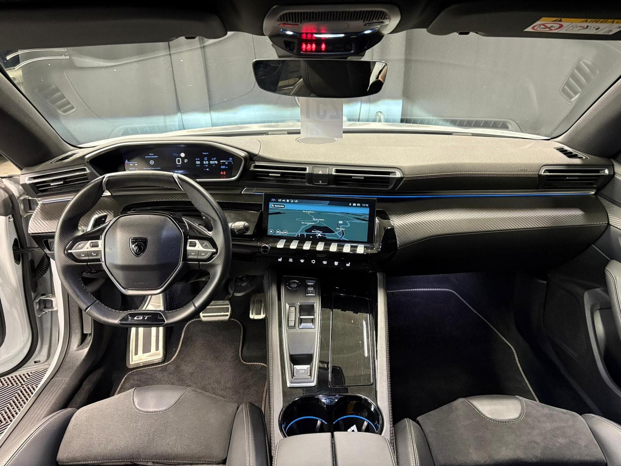 Peugeot 508 SW GT Blue HDI 130 EAT8 (2024) - Photo 11