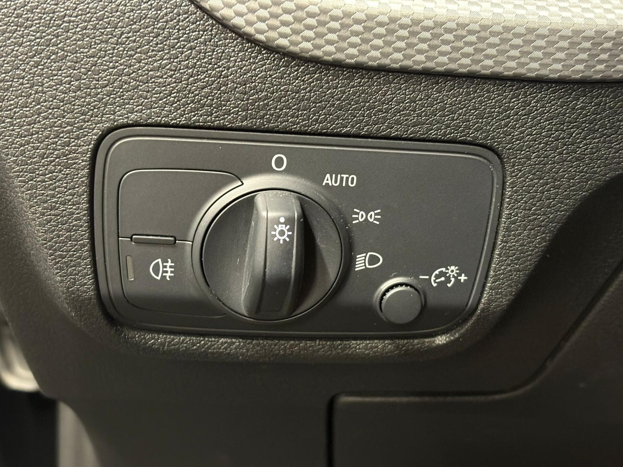 Audi Q2 Advanced 150 cv S-Tronic CAMERA/GPS/HAYON ELEC (2022) - Photo 15