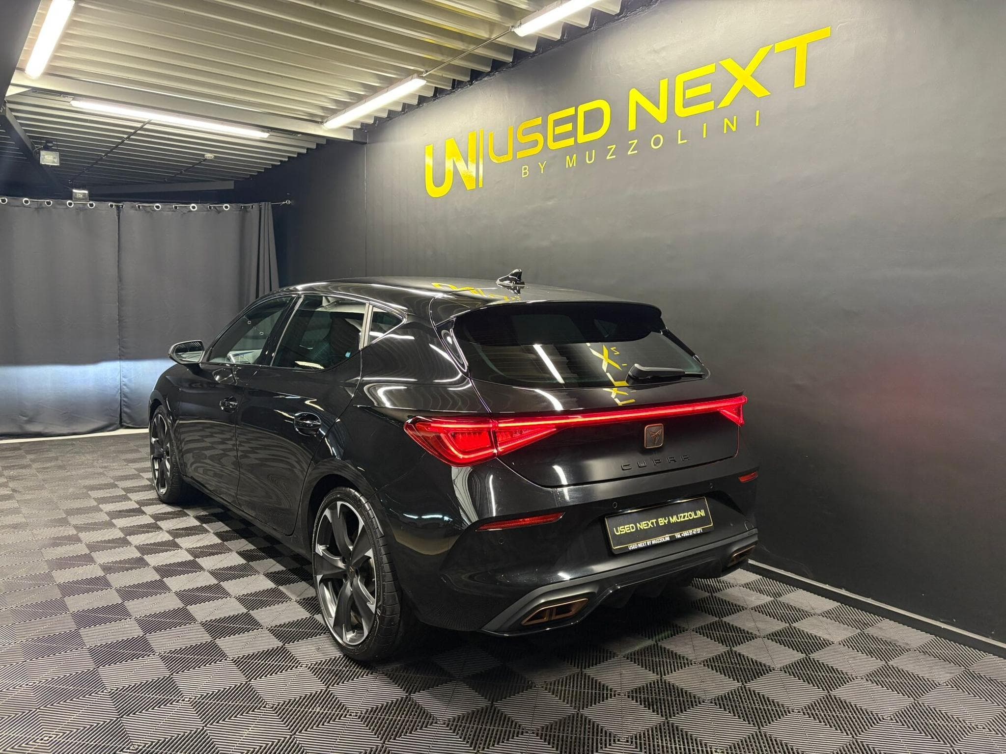 Cupra Leon 1.4 e-Hybrid 245 CH DSG Keyless/ACC/Mirror Link+ (2022) - Photo 5