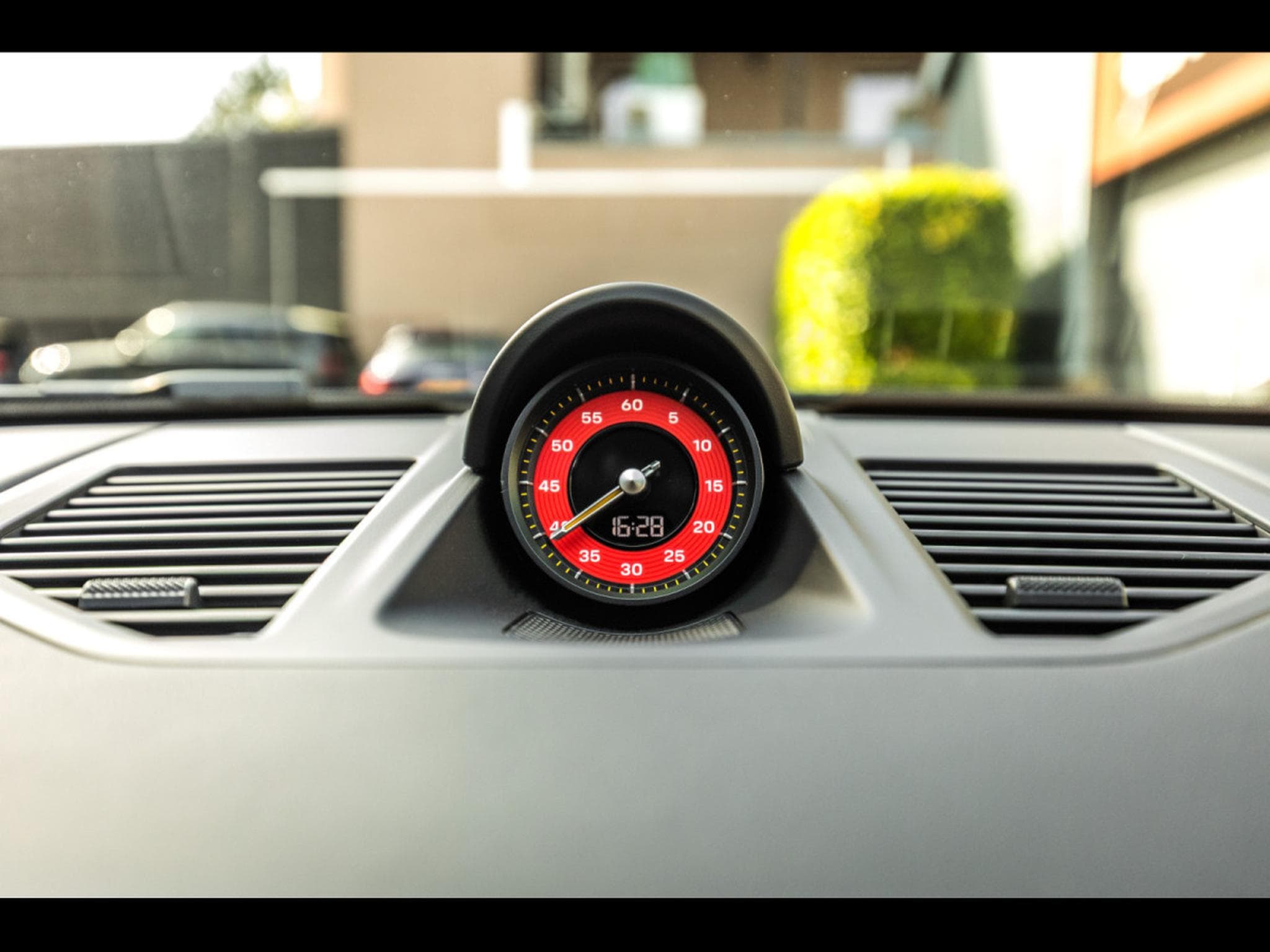 Porsche 911 (992.1) GT3 RS PDK – PACK CLUBSPORT (2025) - Photo 23