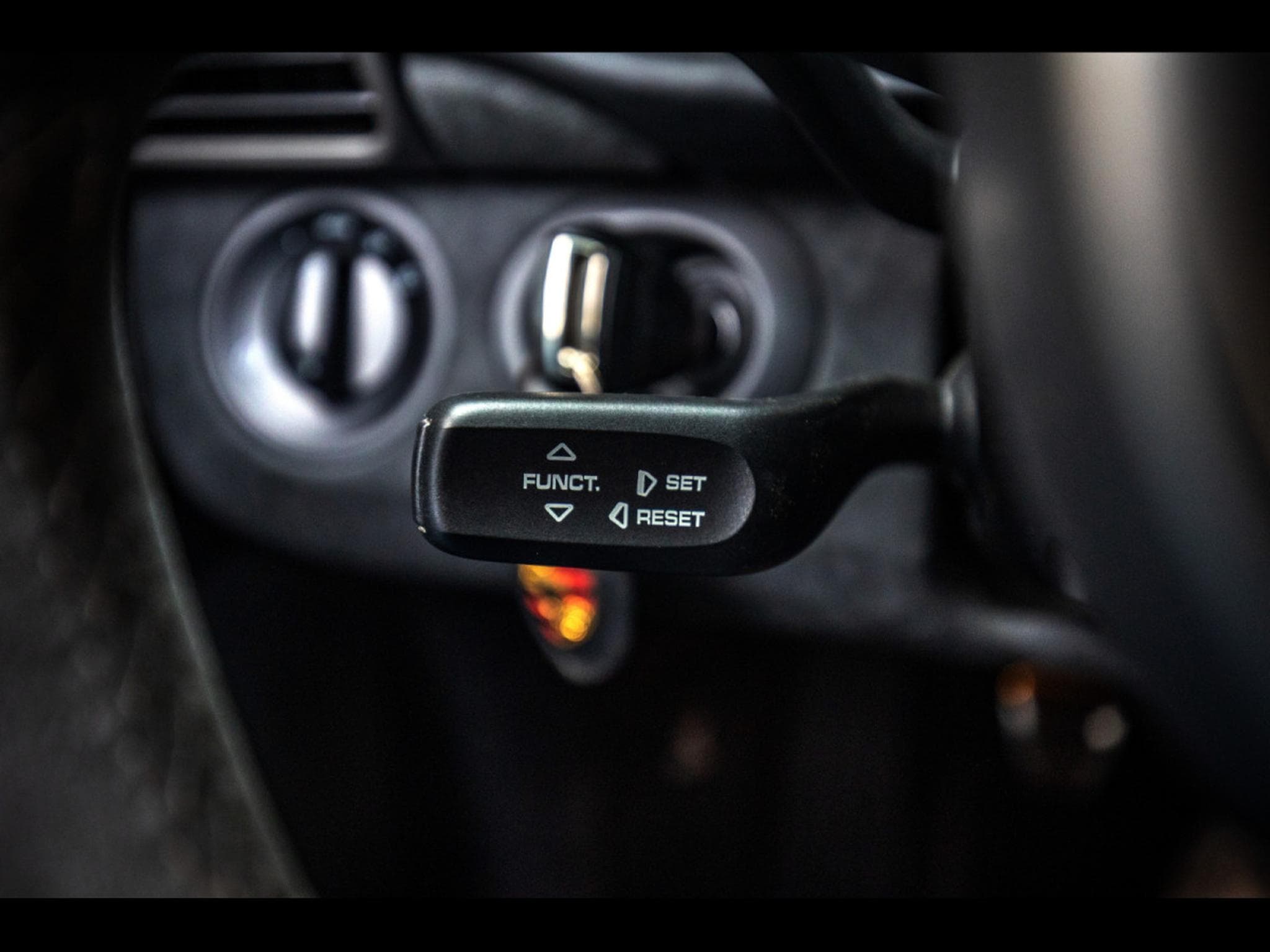 Porsche 911 (997.2) GT3 3.8 MANUAL 6 - CARRARA WHITE (2009) - Photo 23