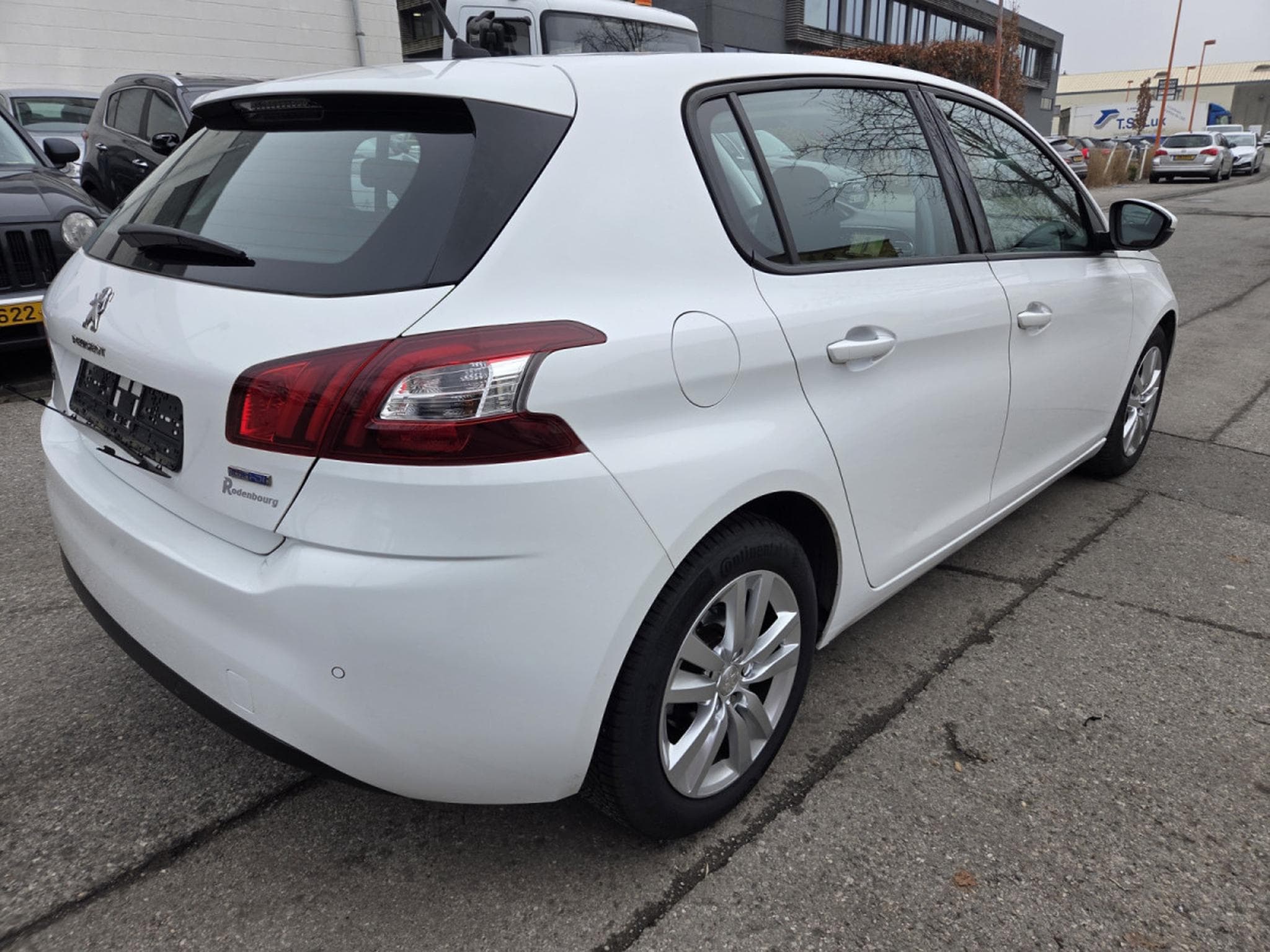 Peugeot 308 1.6 Hdi 100 CV Garantie 12 Mois (2015) - Photo 3