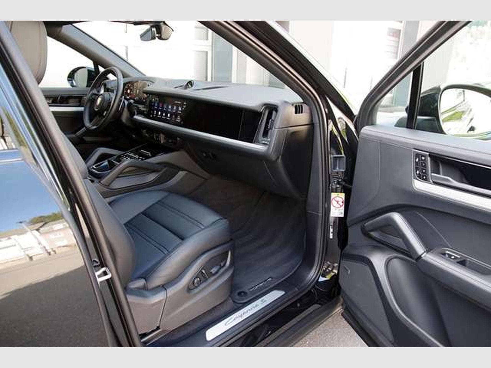 Porsche Cayenne Cayenne S Coupe*22",Sitzlüftung,Beifahrerdisplay (2025) - Photo 7