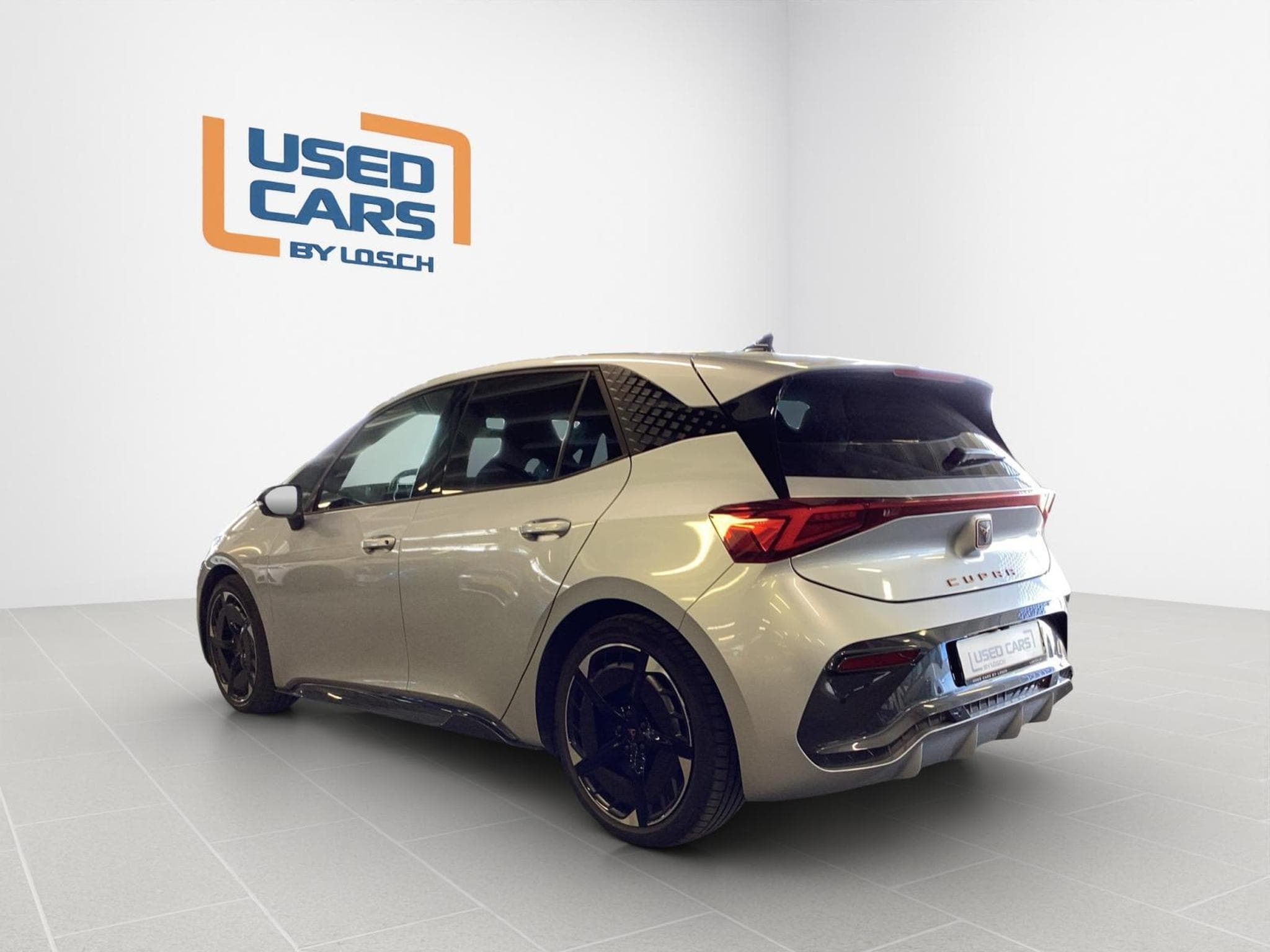 Cupra Born 77kWh+eBOOST+P.Dynamic+P.Skyline (2024) - Photo 6