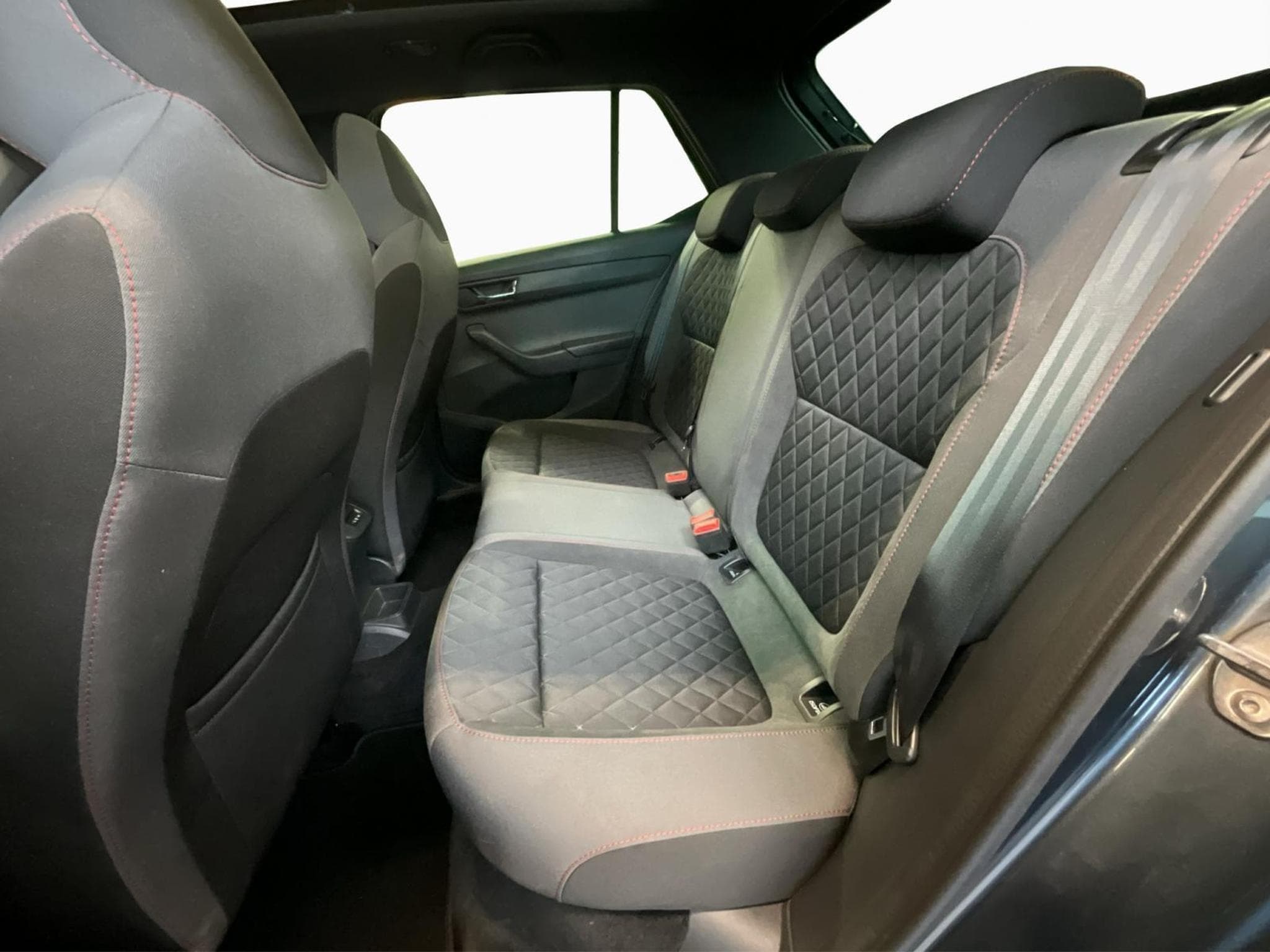 Skoda Fabia Monte-Carlo+DSG+RearView+LED (2021) - Photo 16