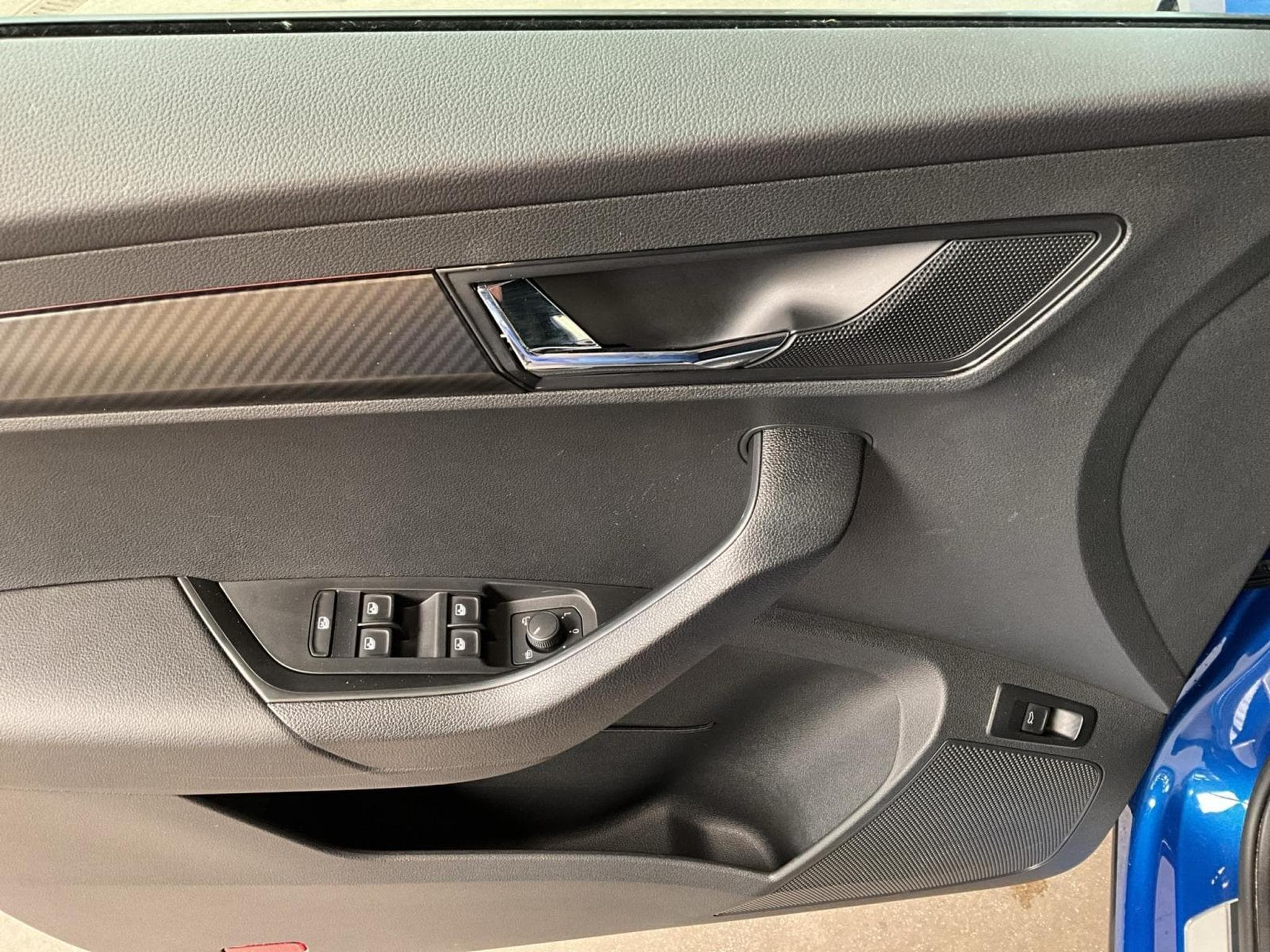 Skoda Karoq Sportline+DSG+4x4+Led+Navi (2021) - Photo 14