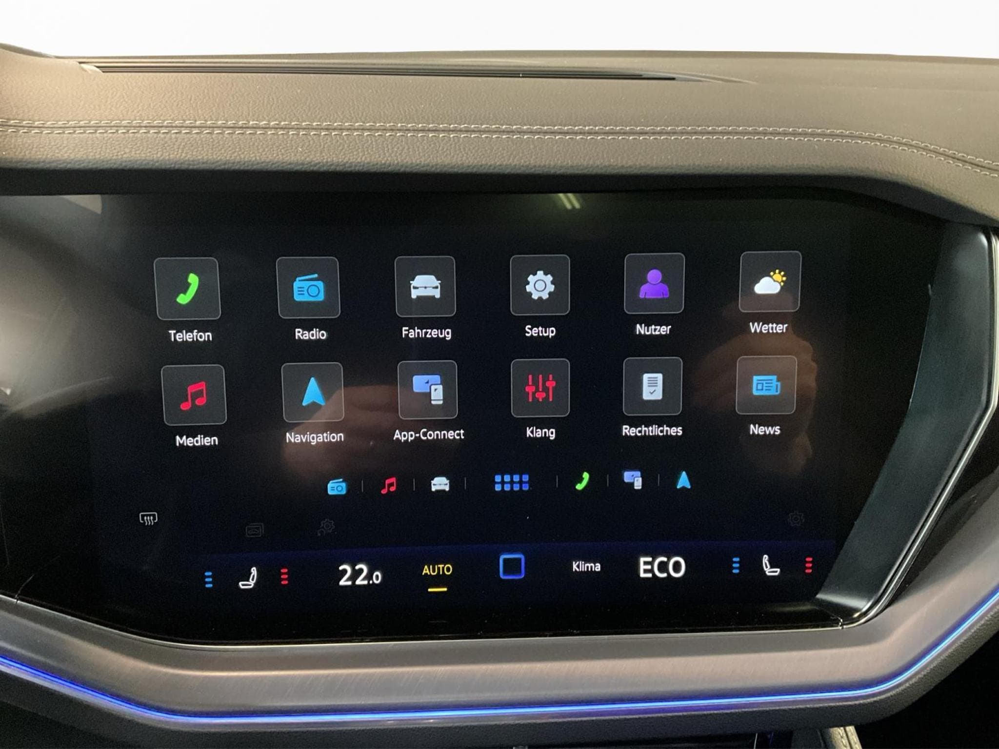 VW Touareg R-Line+4M+Black-Style+Pano+AHK+Stand-H.+DYNAUDIO (2024) - Photo 15