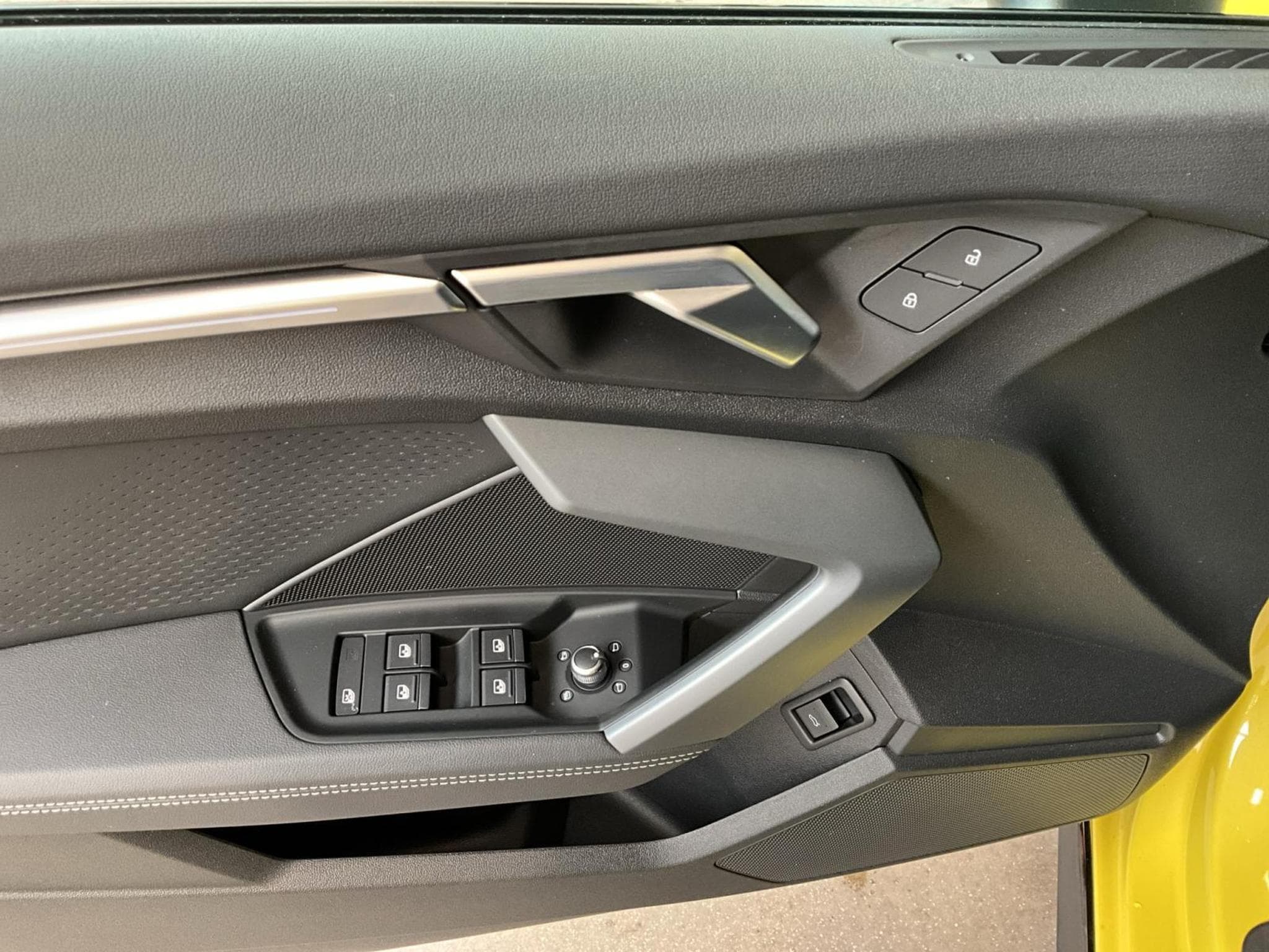 Audi A3 Limo+S-Line+35TFSI+P.Premium (2025) - Photo 14