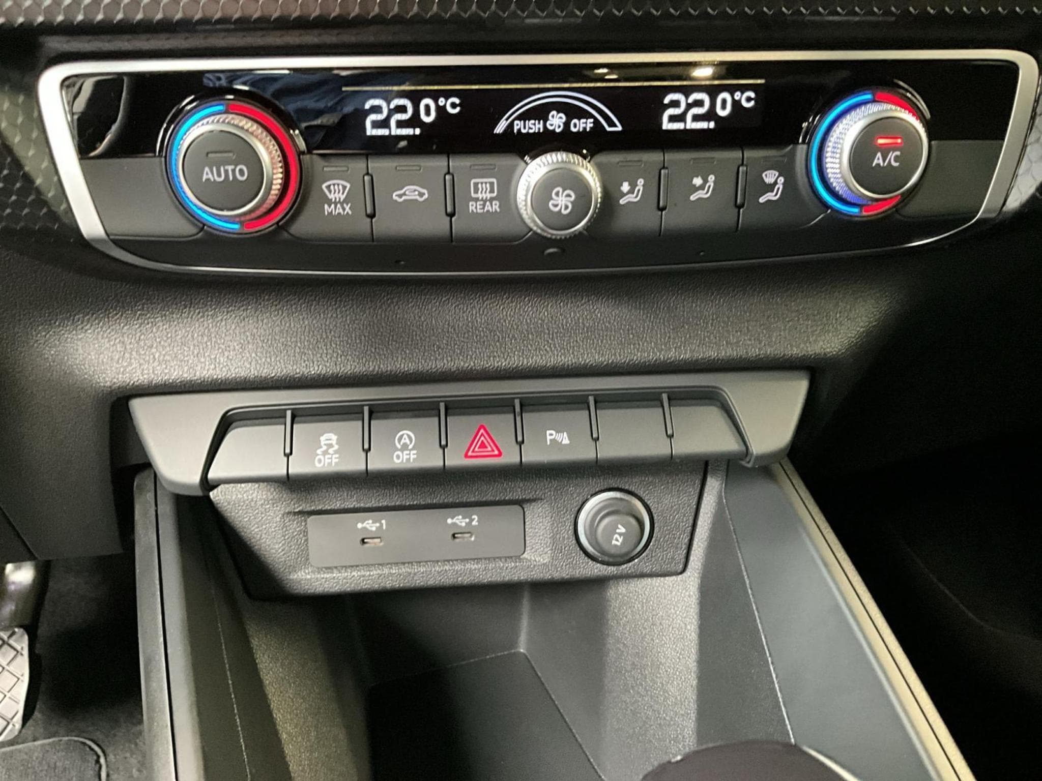 Audi A1 SB+Advanced+S-Tronic+Led (2025) - Photo 19