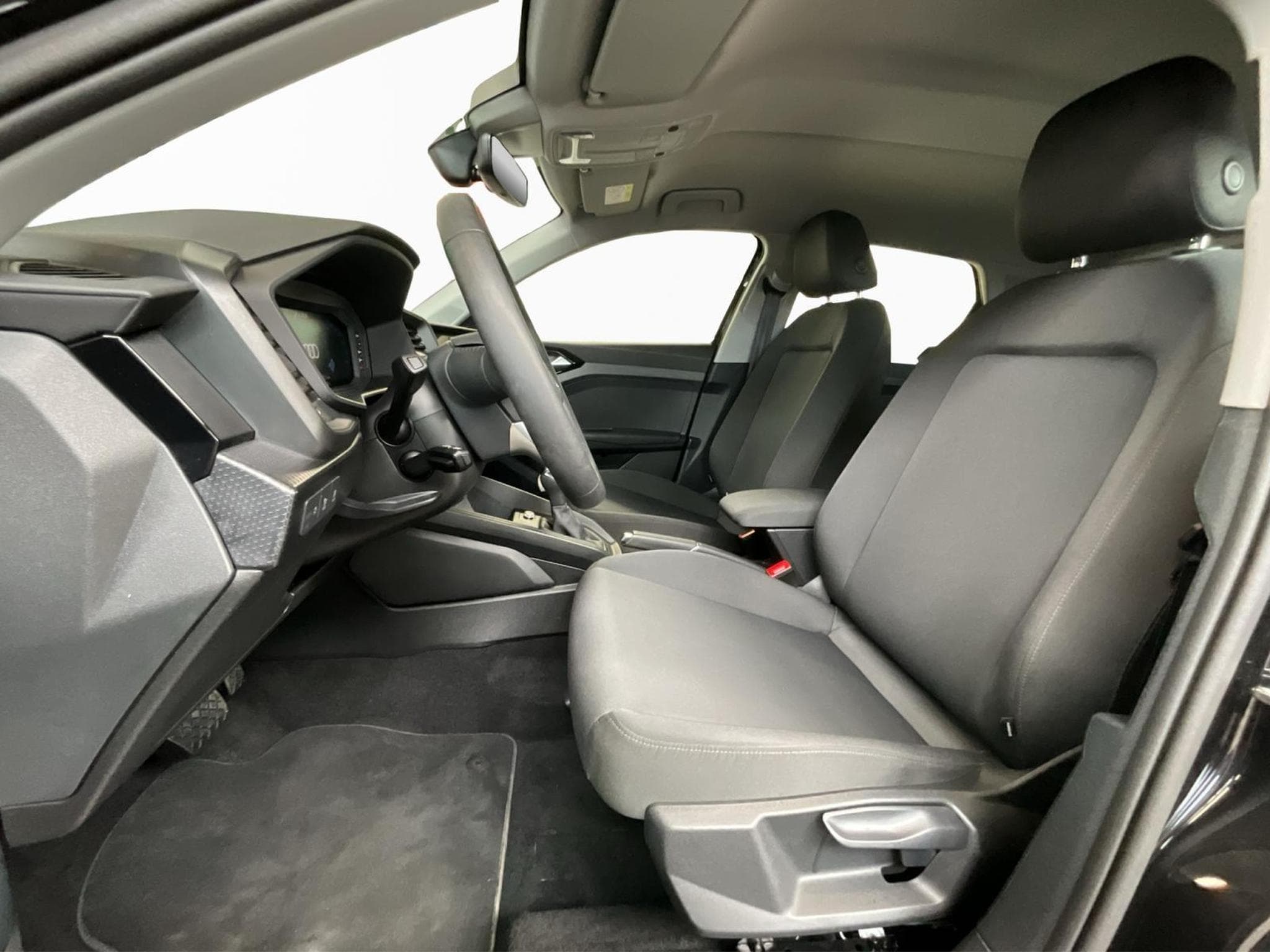 Audi A1 SB+Advanced+S-Tronic+Led (2025) - Photo 9