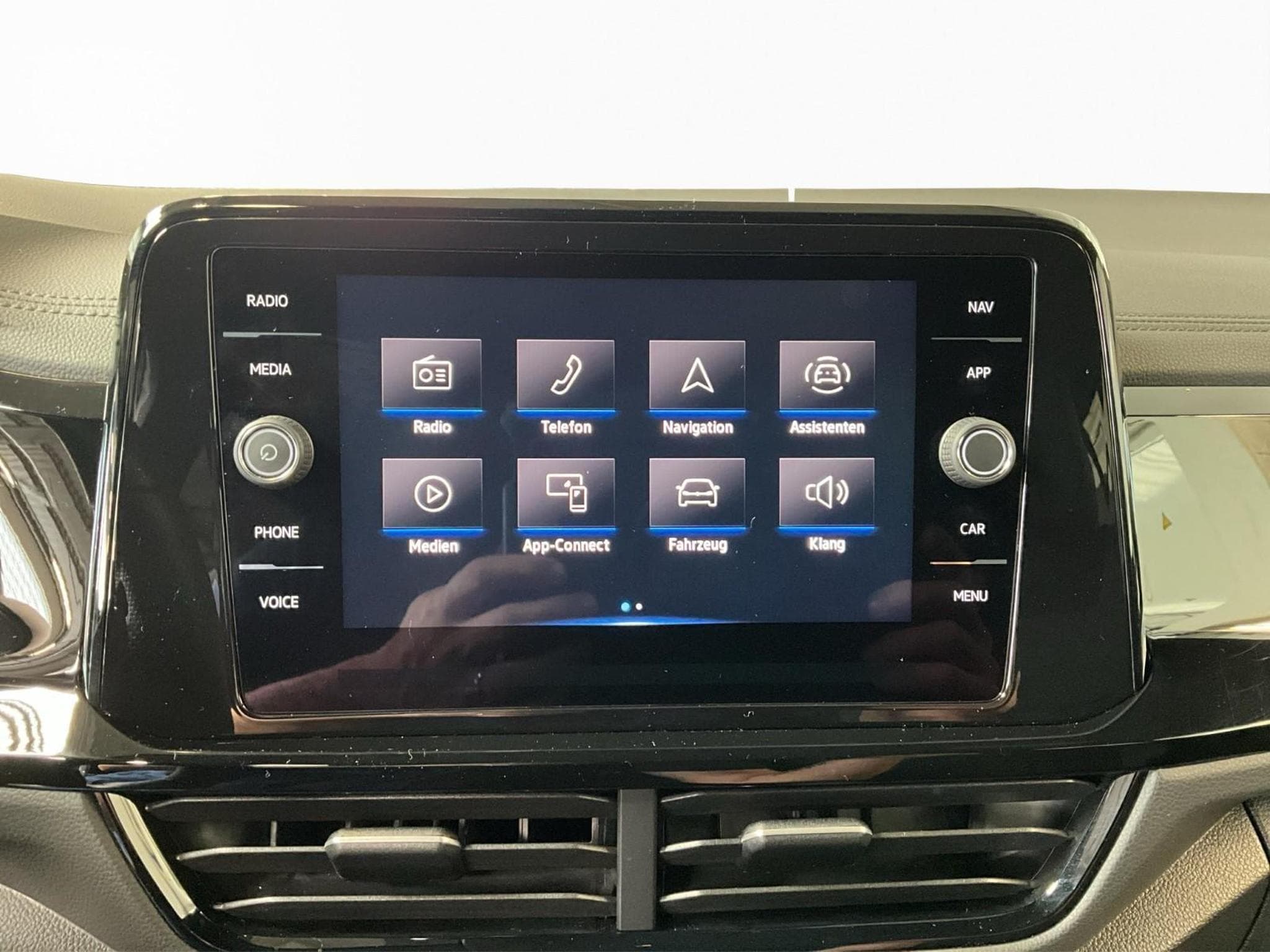 VW T-Roc R-Line+DSG+4M+AHK+P.Travel+Black-Style (2022) - Photo 13