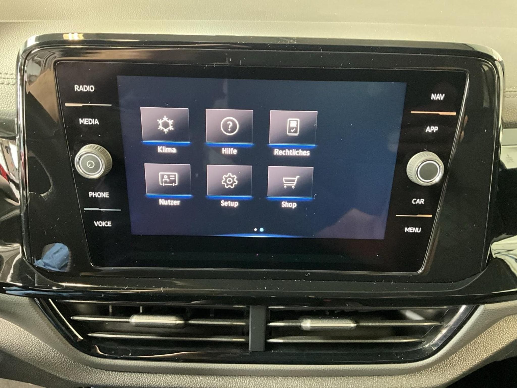 VW T-Roc R-Line+DSG+4M+AHK+P.Travel+Black-Style (2022) - Photo 19