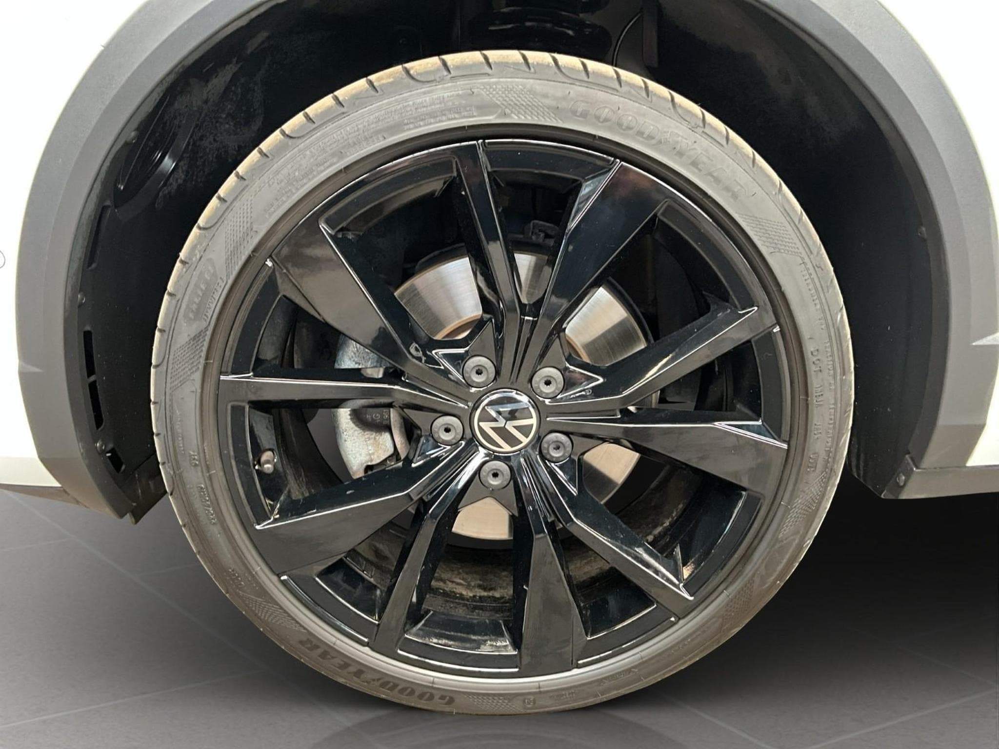 VW T-Roc R-Line+DSG+4M+AHK+P.Travel+Black-Style (2022) - Photo 8