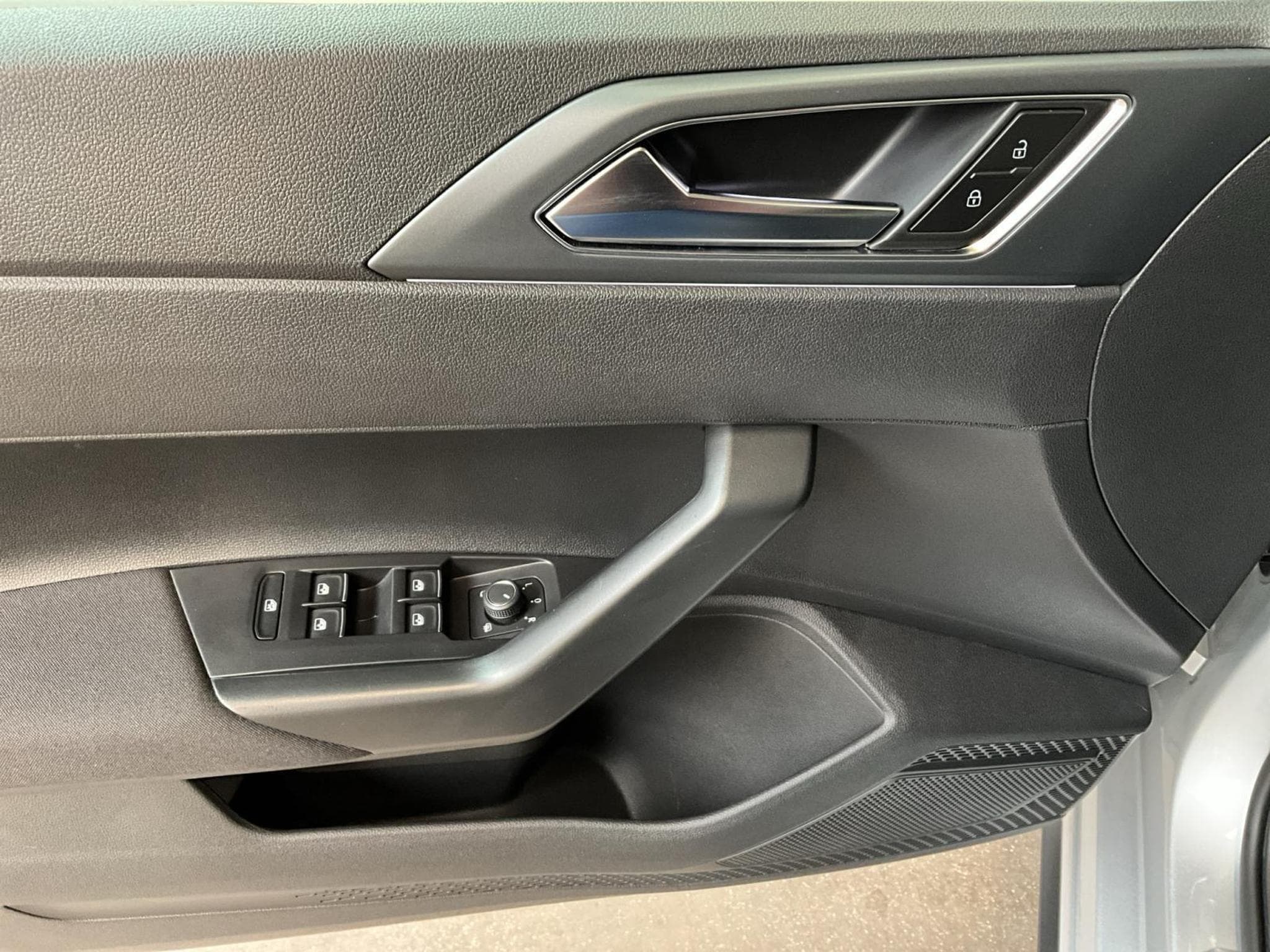 VW Polo R-Line+DSG+Led+CarPlay (2025) - Photo 14