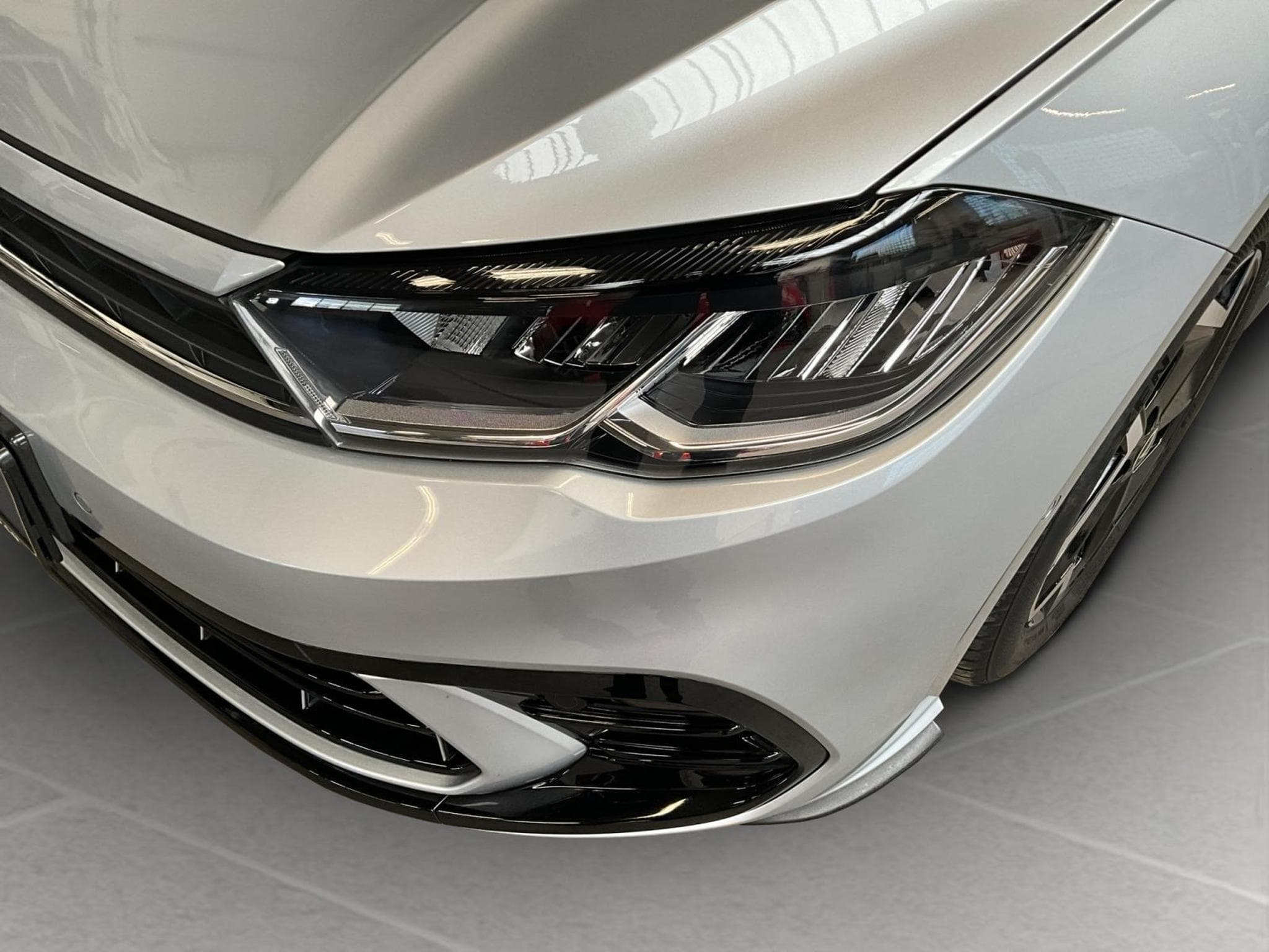 VW Polo R-Line+DSG+Led+CarPlay (2025) - Photo 17