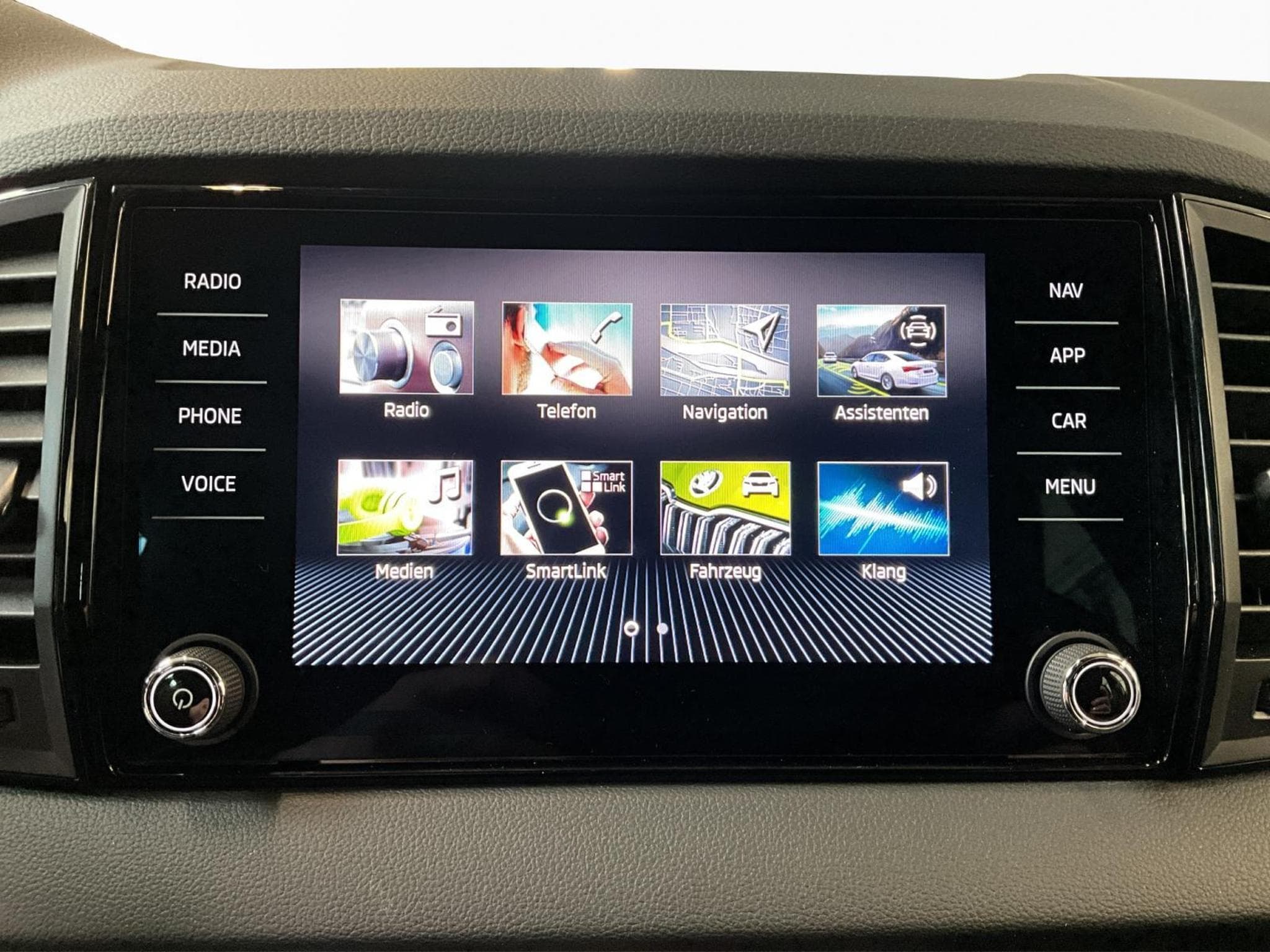 Skoda Karoq Sportline+DSG+Navi+LED (2025) - Photo 13