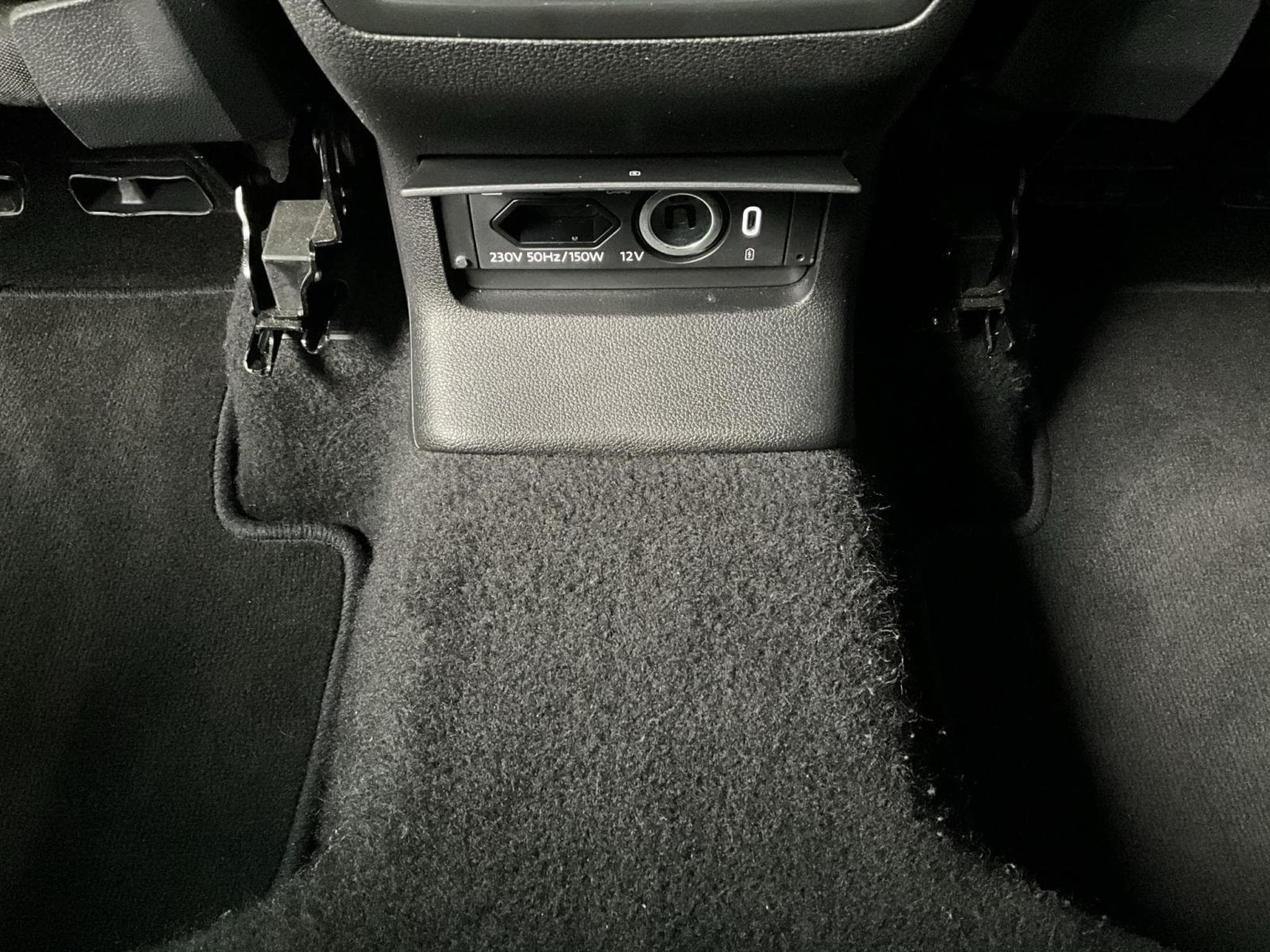 Skoda Karoq Sportline+DSG+Navi+LED (2025) - Photo 21