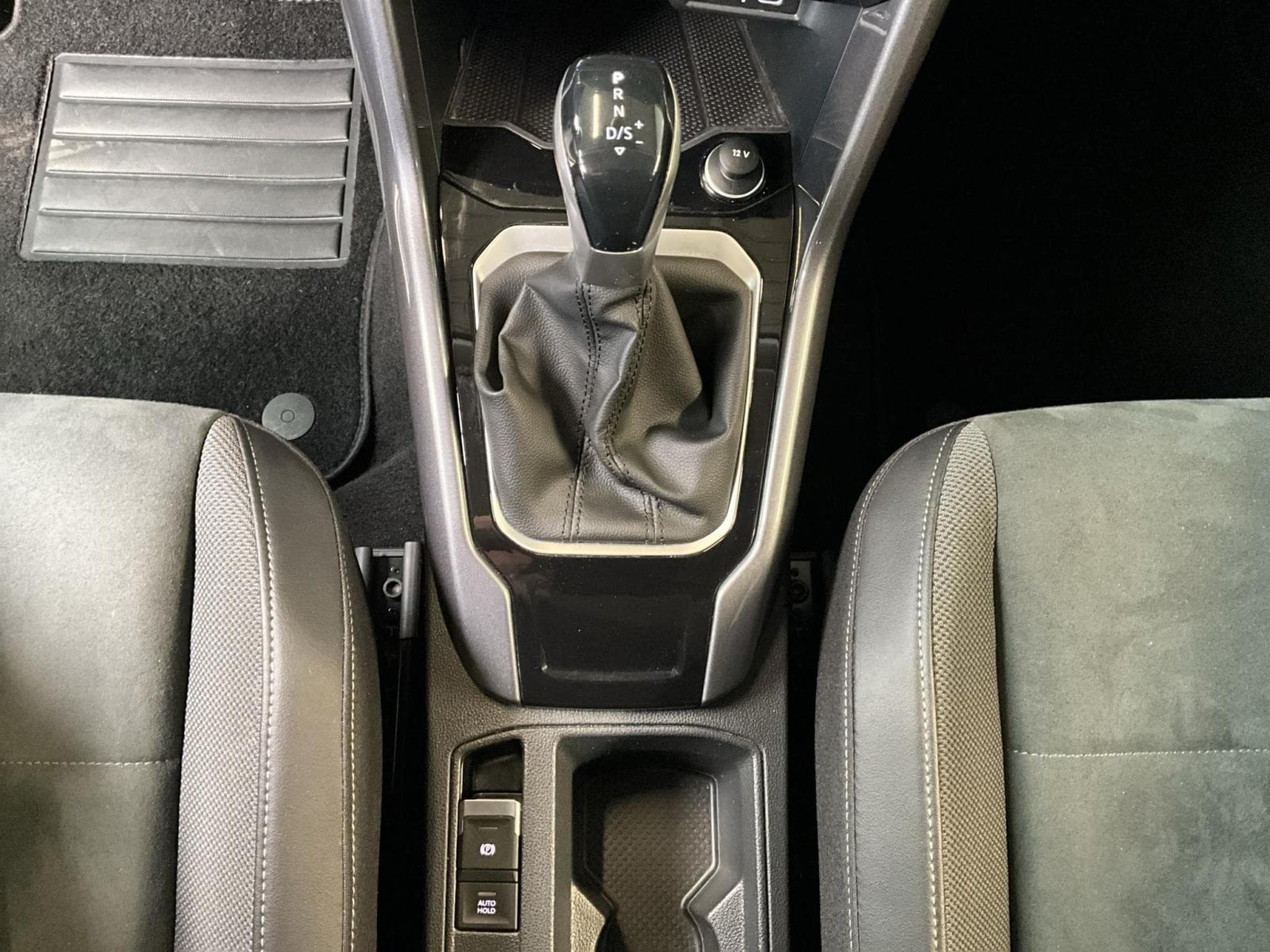 VW T-Roc Style+DSG+Navi+LED (2022) - Photo 14