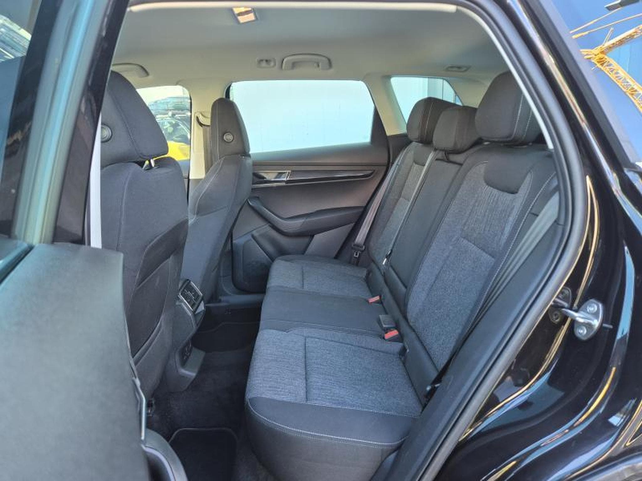 Skoda Karoq Style 2.0 tdi 4x4 DSG (2020) - Photo 9