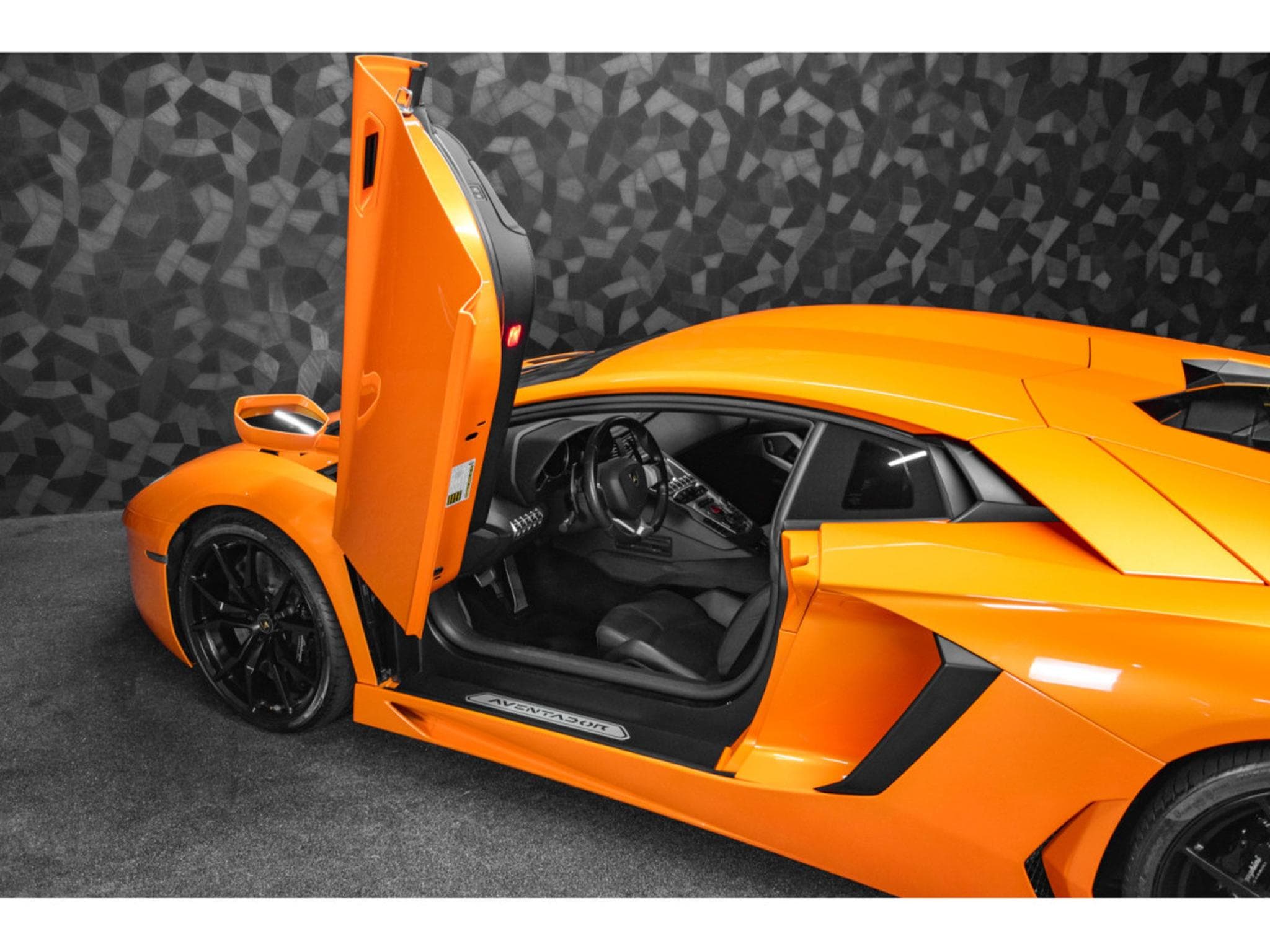Lamborghini Aventador LP 700-4 - ARANCIO ATLAS (2016) - Photo 20